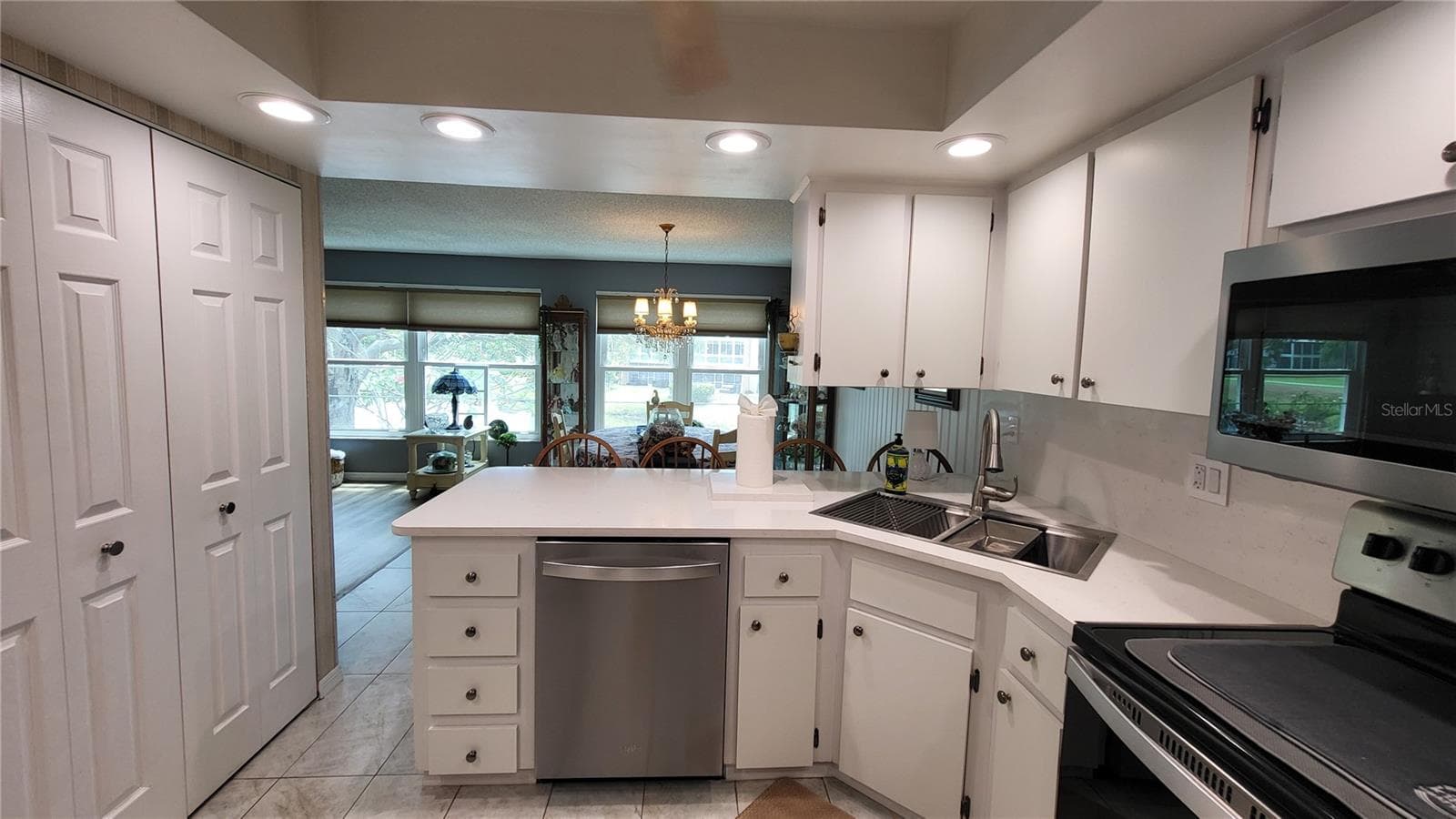 225 Country Club Dr #C225 photo 5
