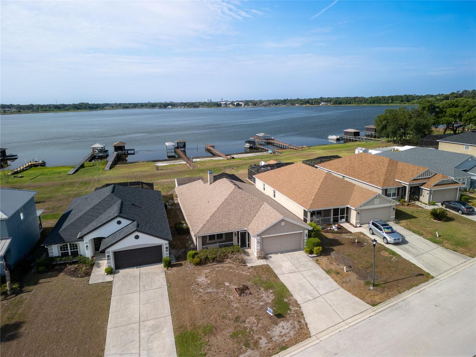 3971 Island Lakes Dr photo 3