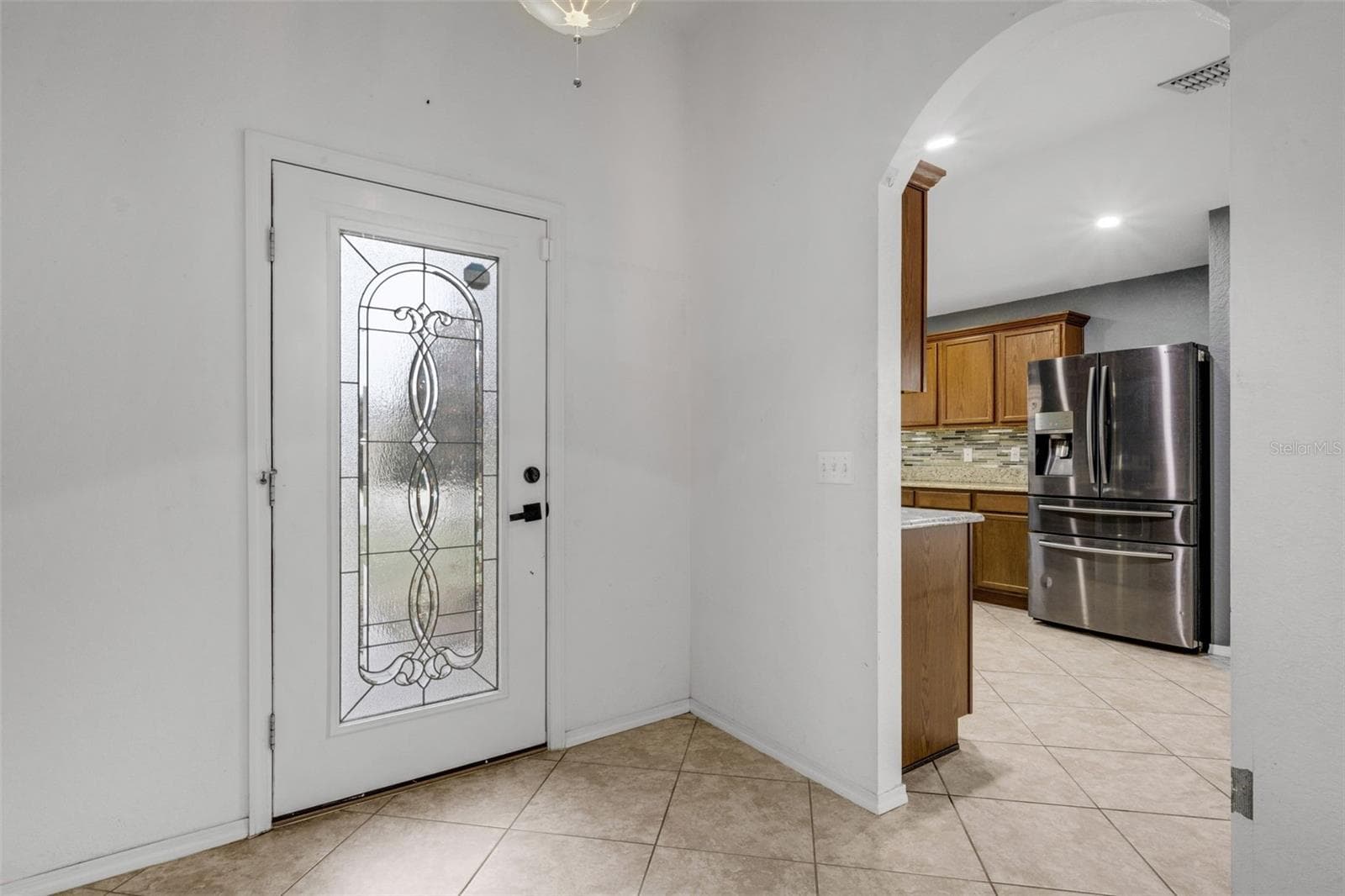 1712 Charmi Dr photo 4