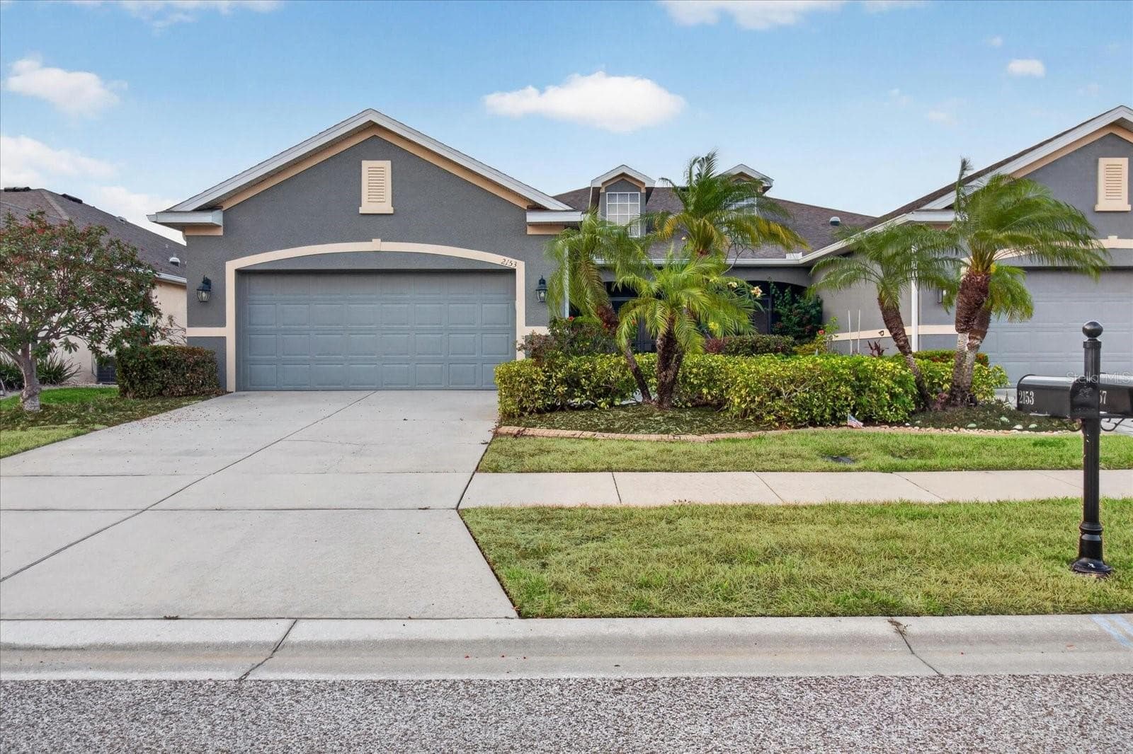 2153 Barracuda CT photo 3