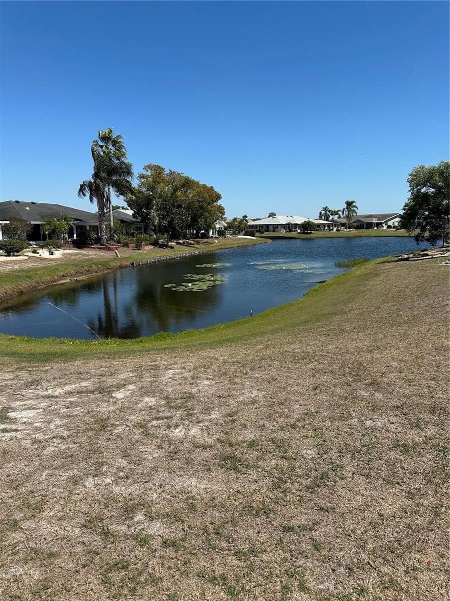 1511 Cloister Dr photo 4