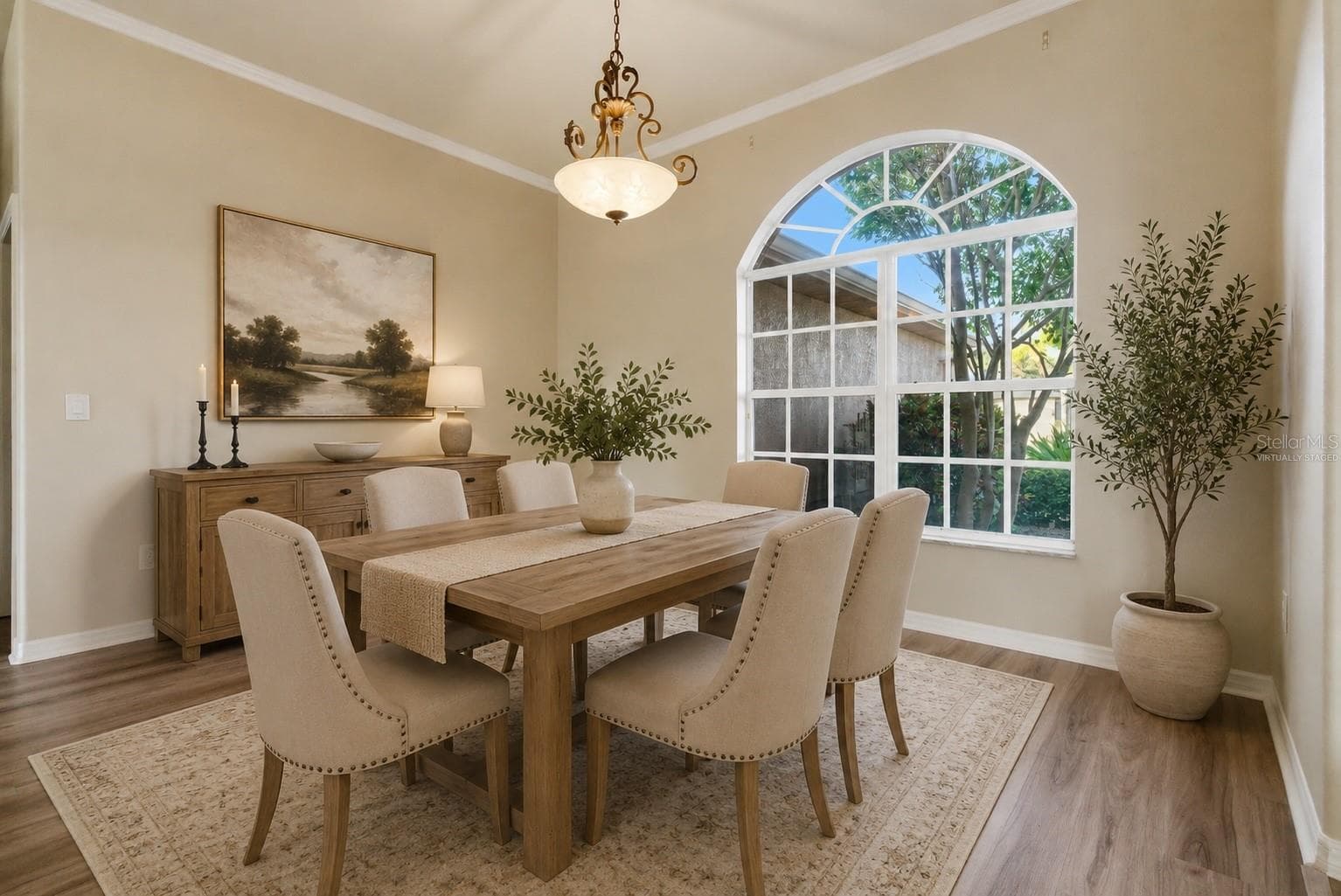 915 Vista Verde Ln