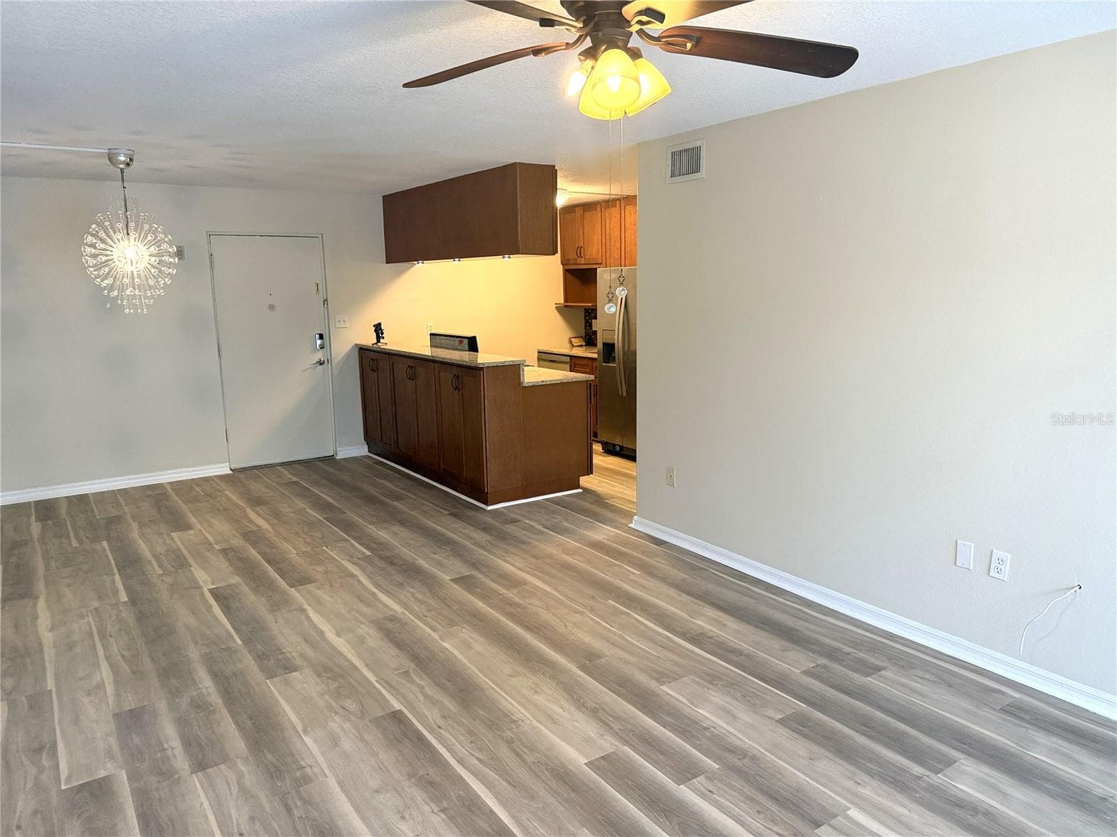 2302 S Manhattan Ave #219 photo 5