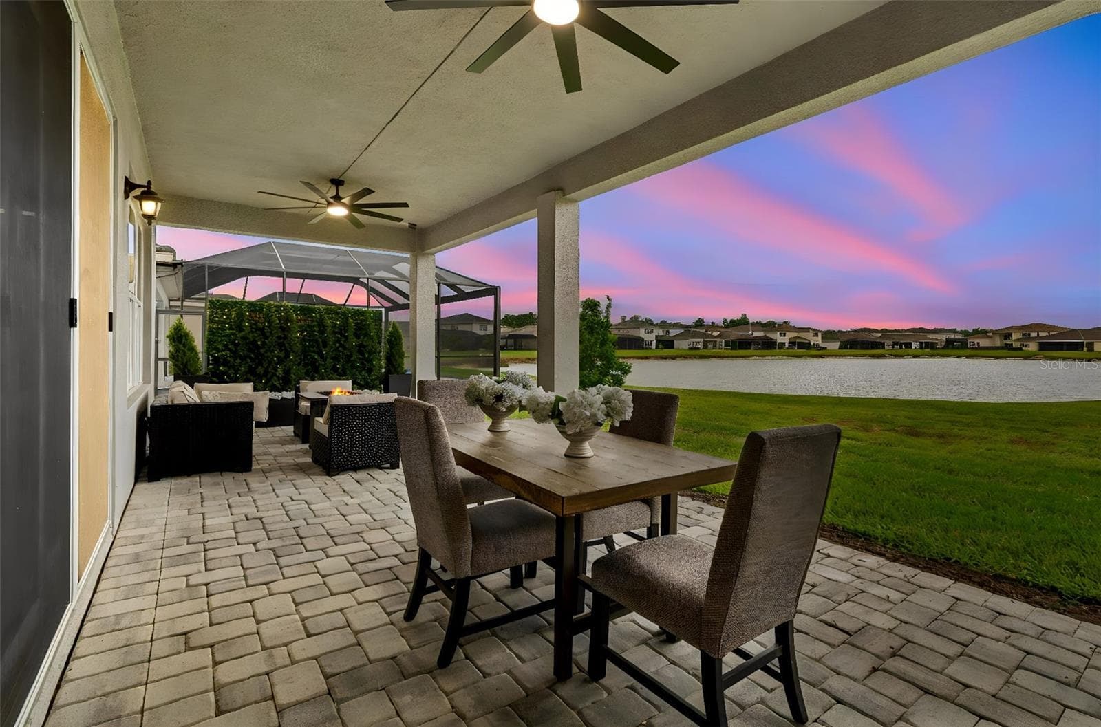 3084 Acacia Bay Ave photo 3