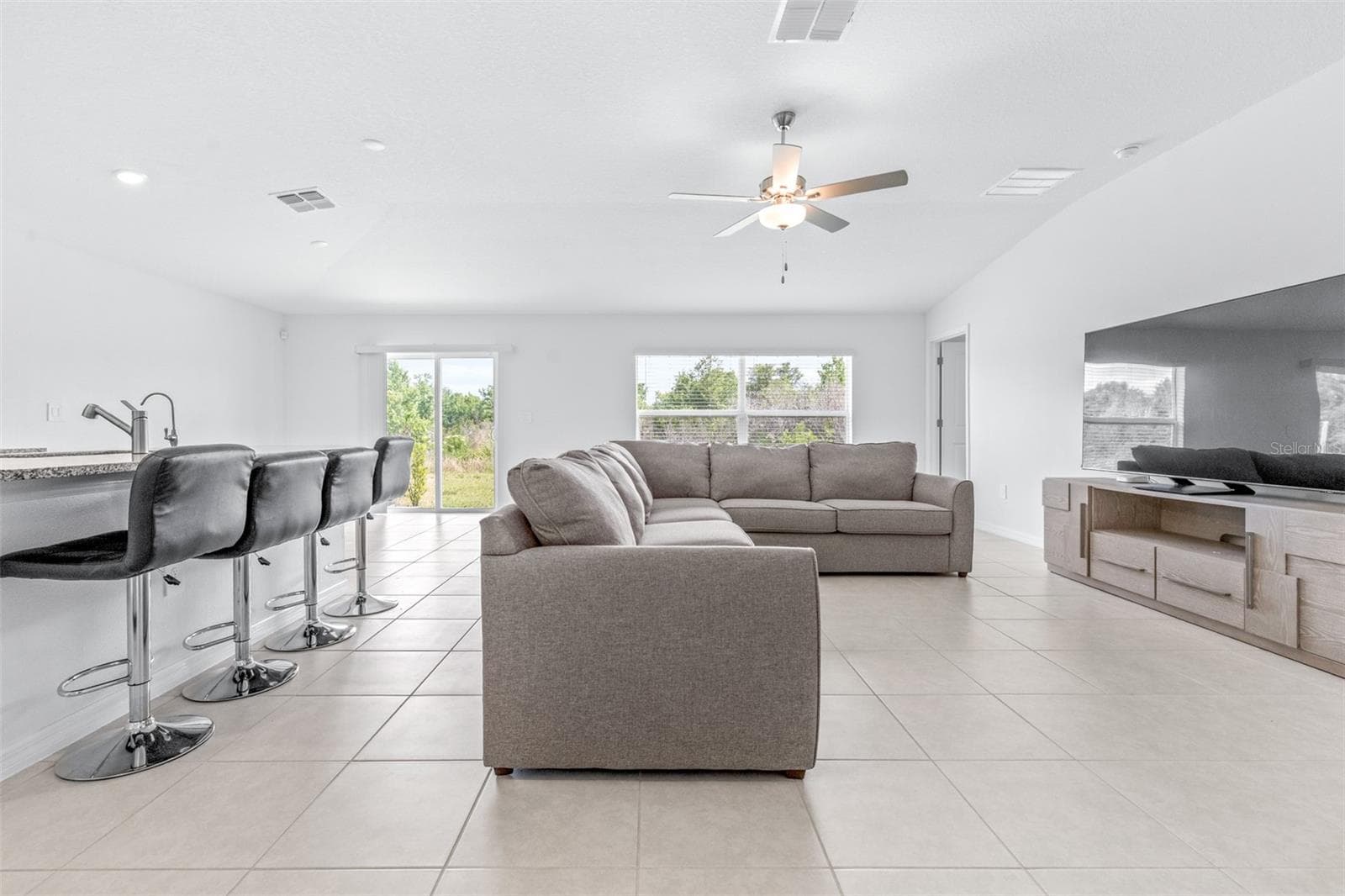 5182 Fiddle Fig Ave photo 5