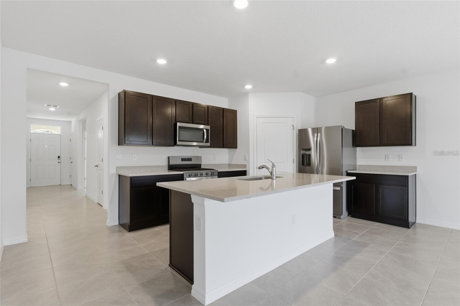 2919 Gardiner Ln photo 3