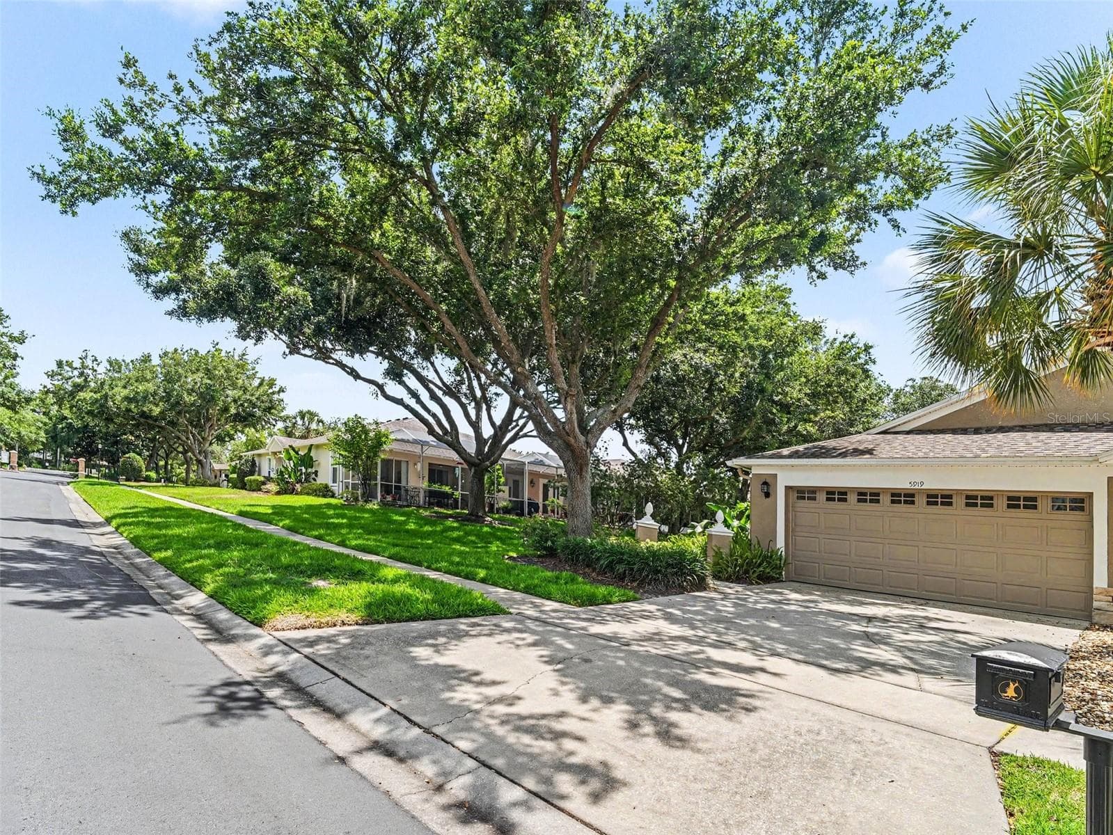 5919 Phoebenest Dr photo 4