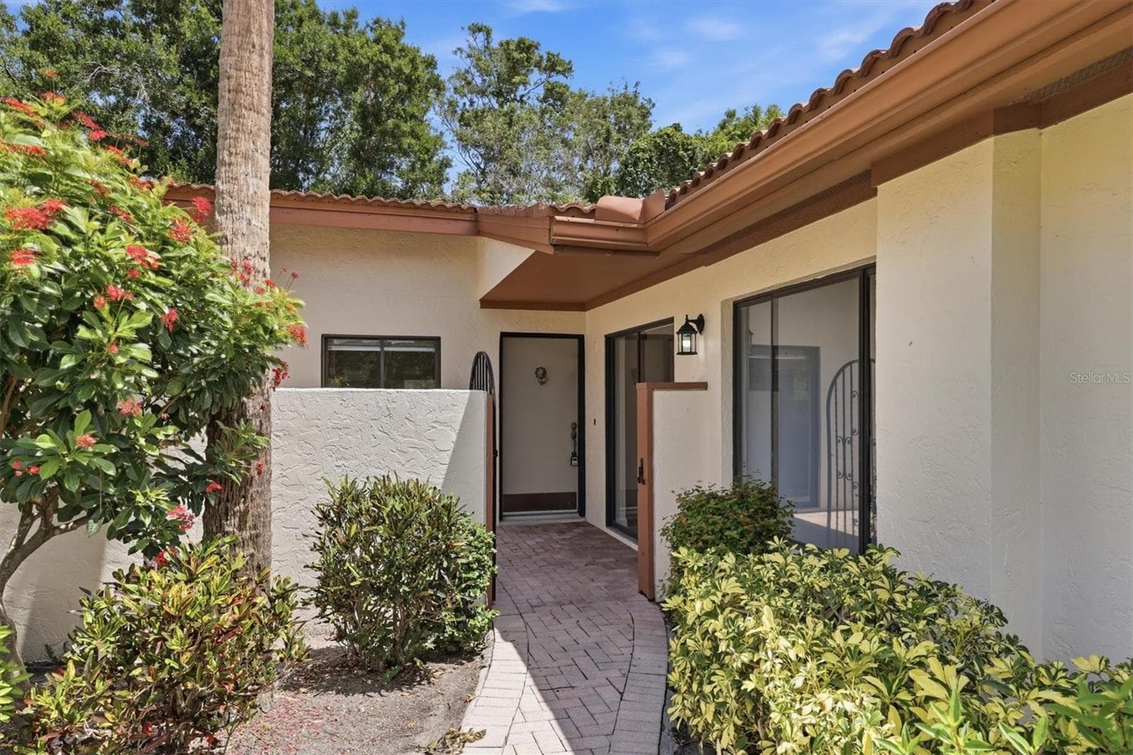 6403 Pelican Dr photo 3