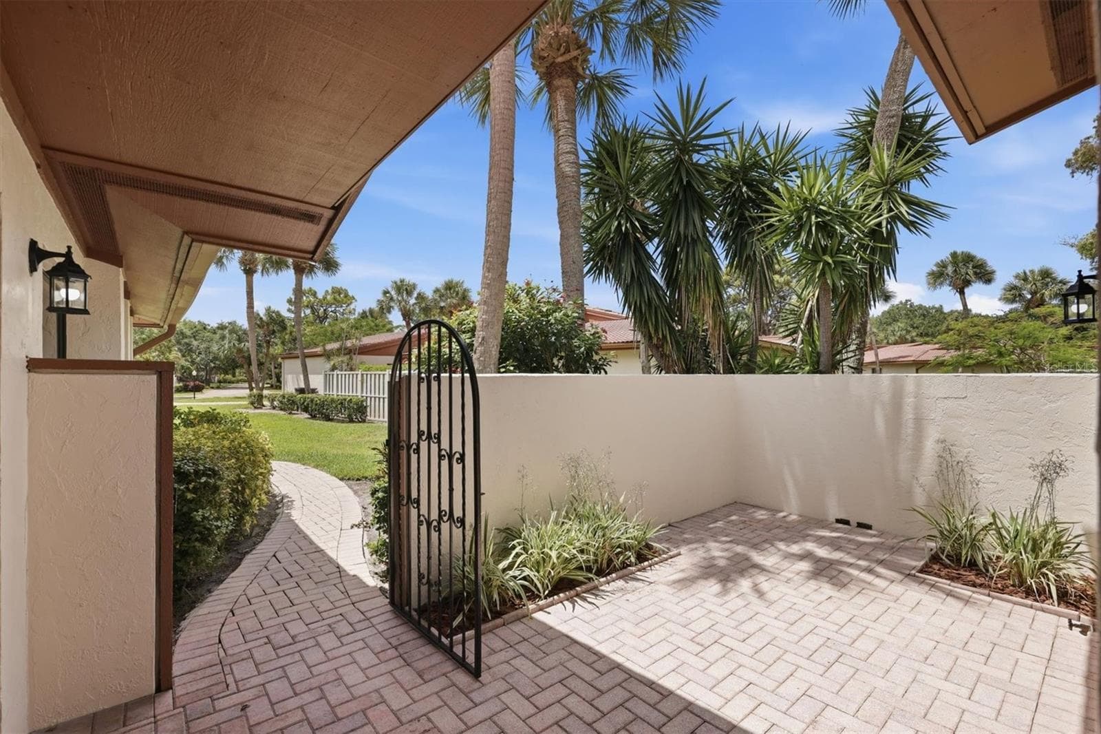 6403 Pelican Dr photo 4