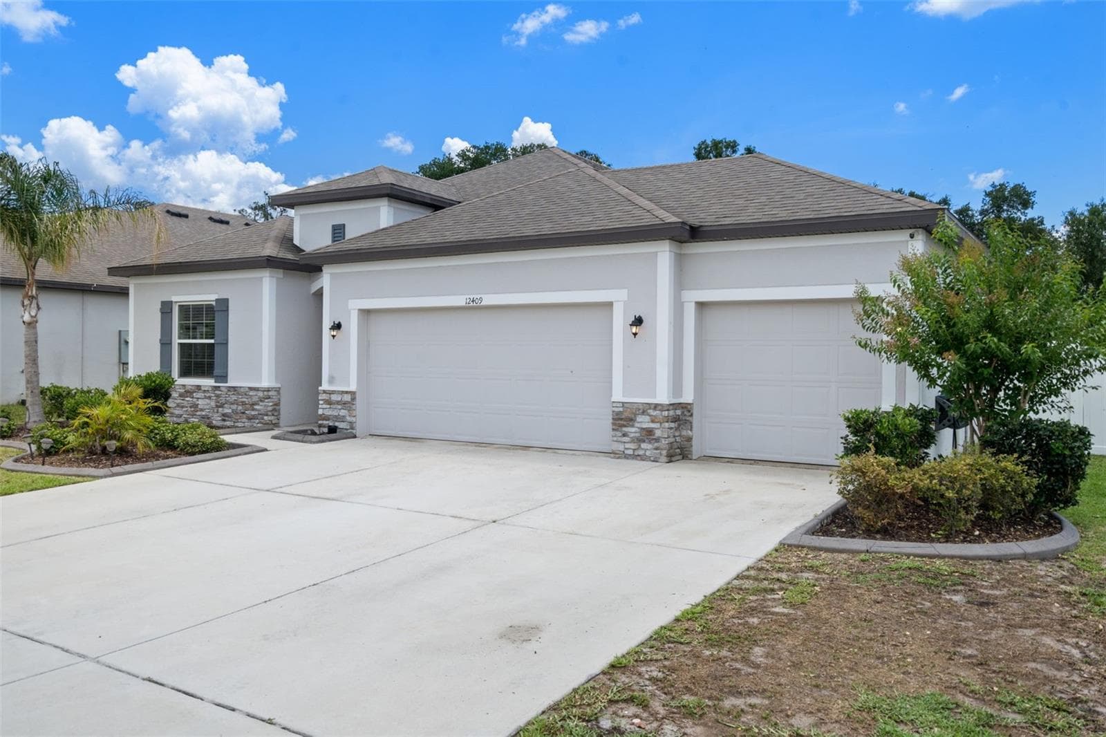 12409 Brick Cobblestone Dr photo 3