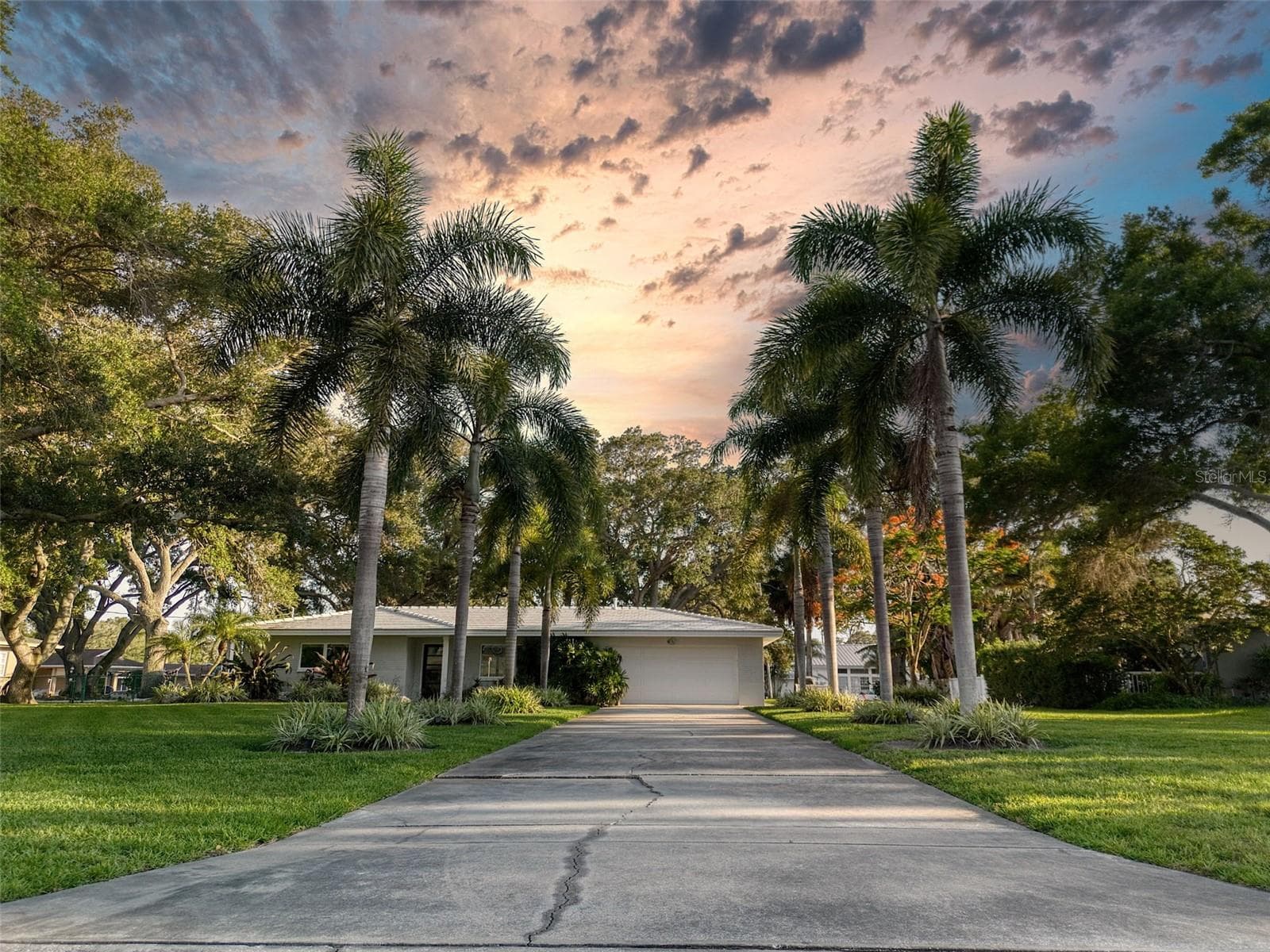 5 Shore Dr photo 3