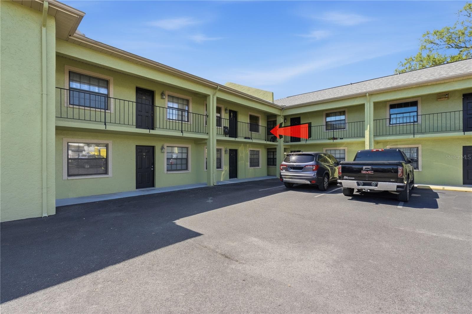 4416 N Clark Ave #13 photo 4