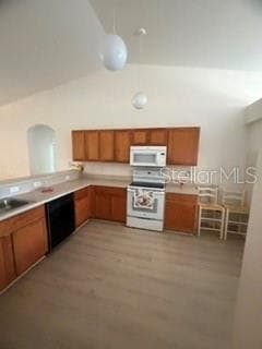 3010 Greynolds Ave photo 3