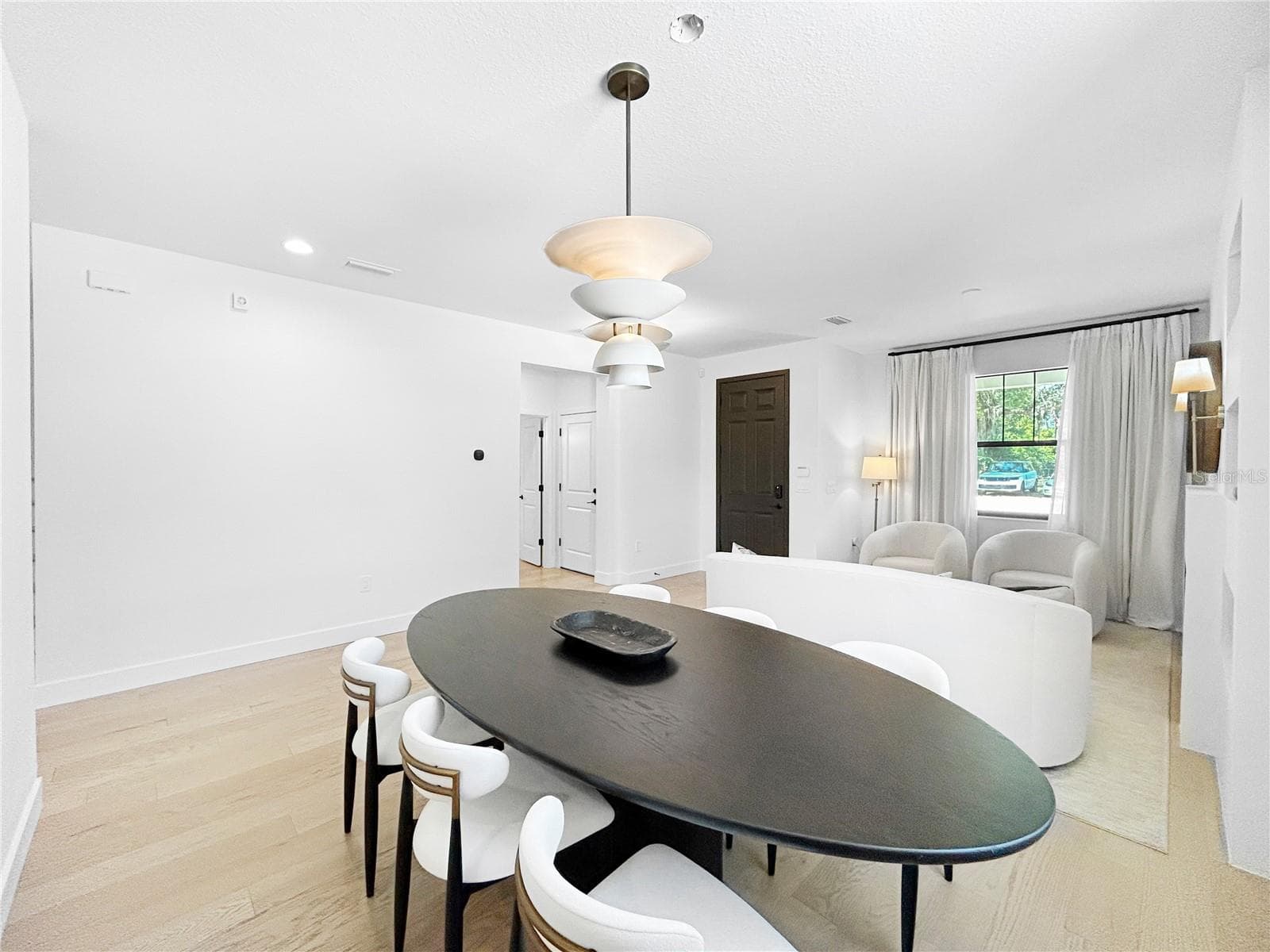 12207 Marjory Ave photo 4