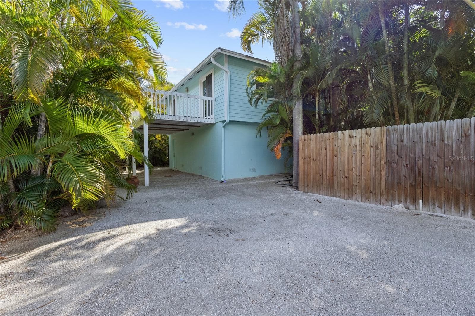 315 Spring Ave photo 4
