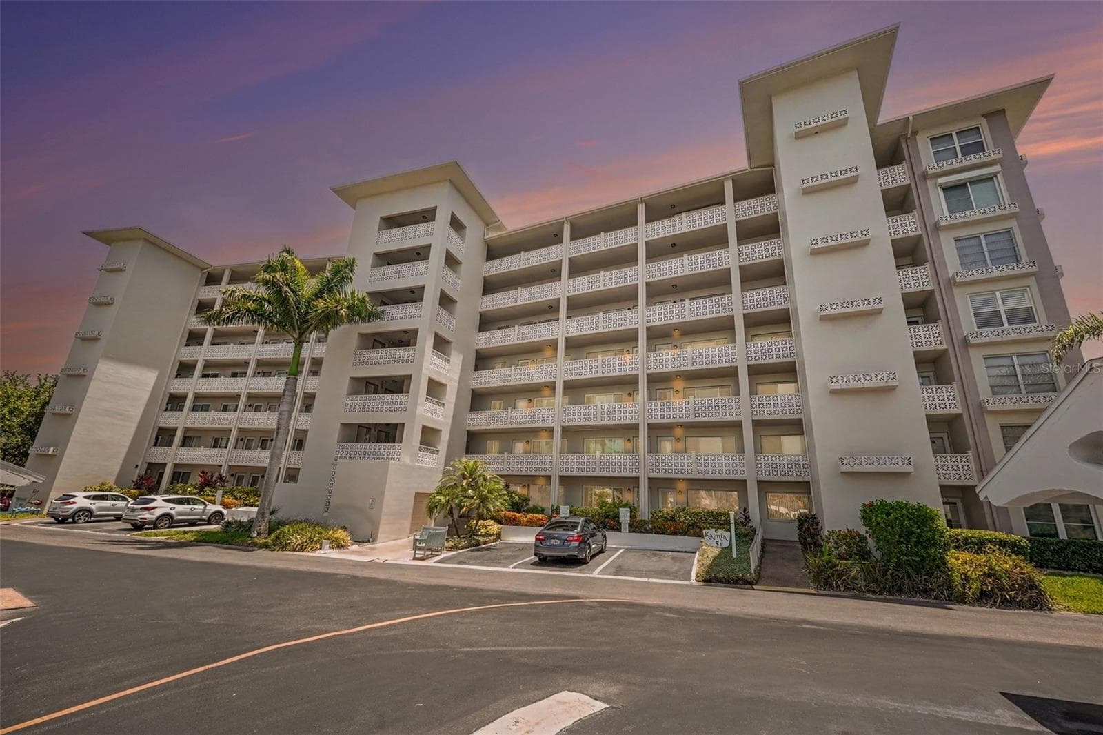 1235 S Highland Ave #5-703