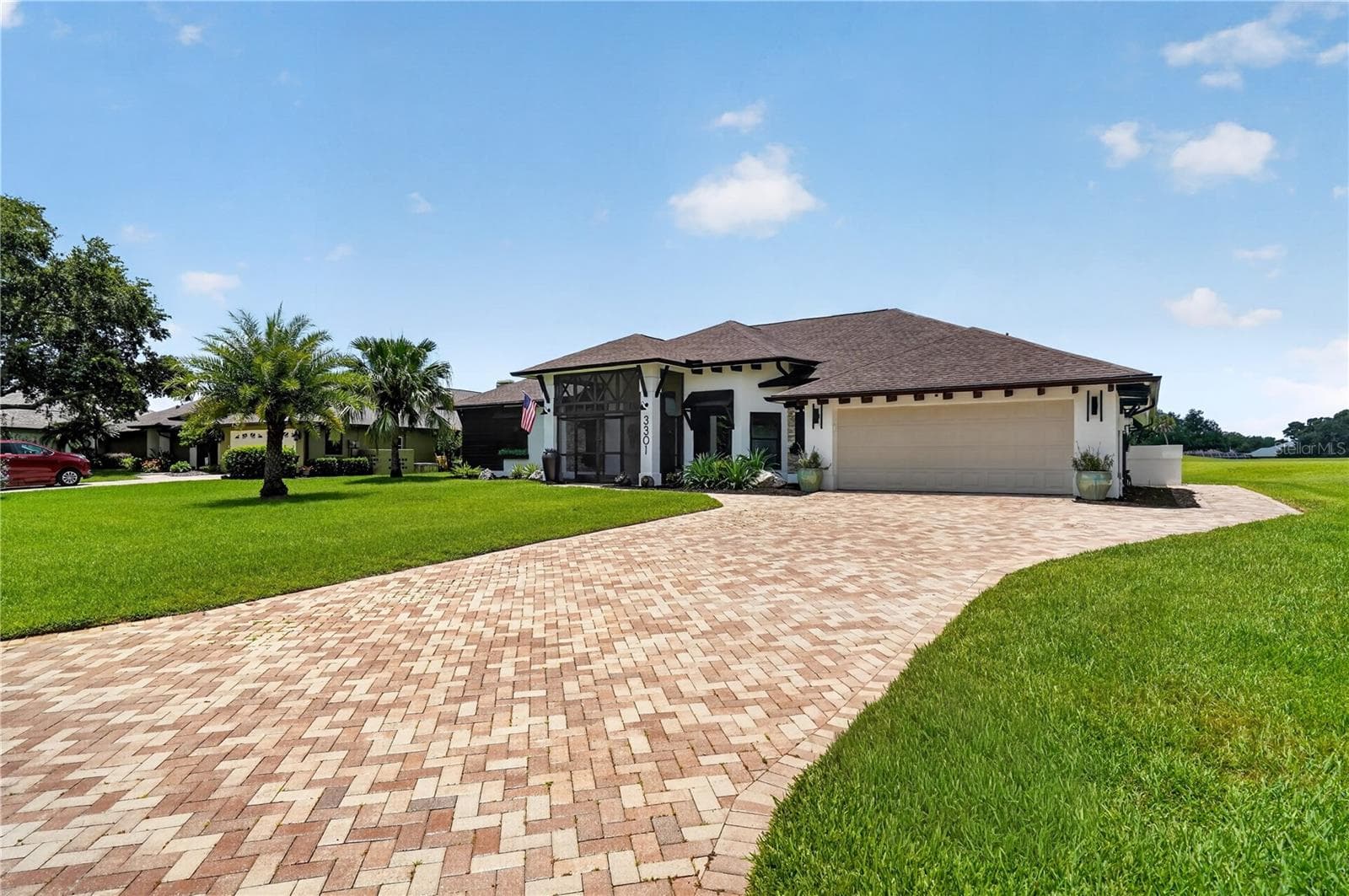 3301 Lakeside Cir photo 4