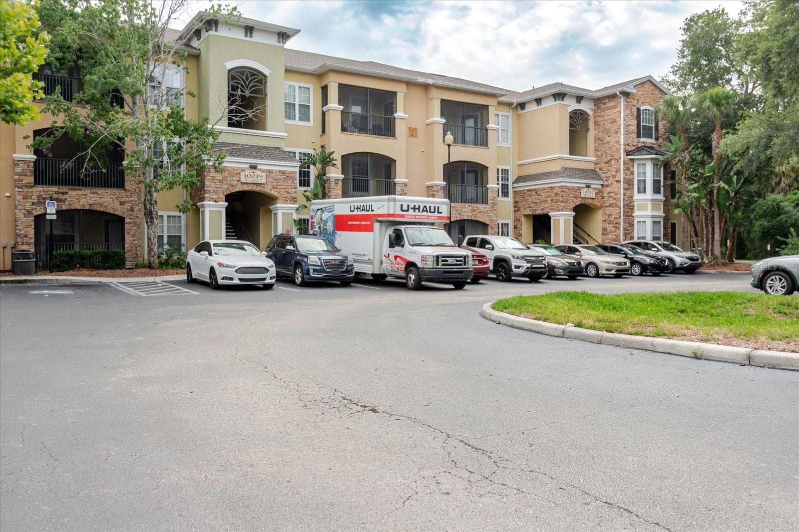 10019 Courtney Palms Blvd #101