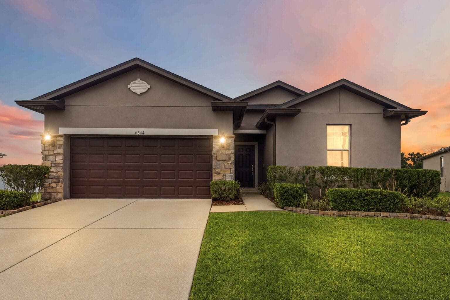 8804 Hinsdale Heights Dr