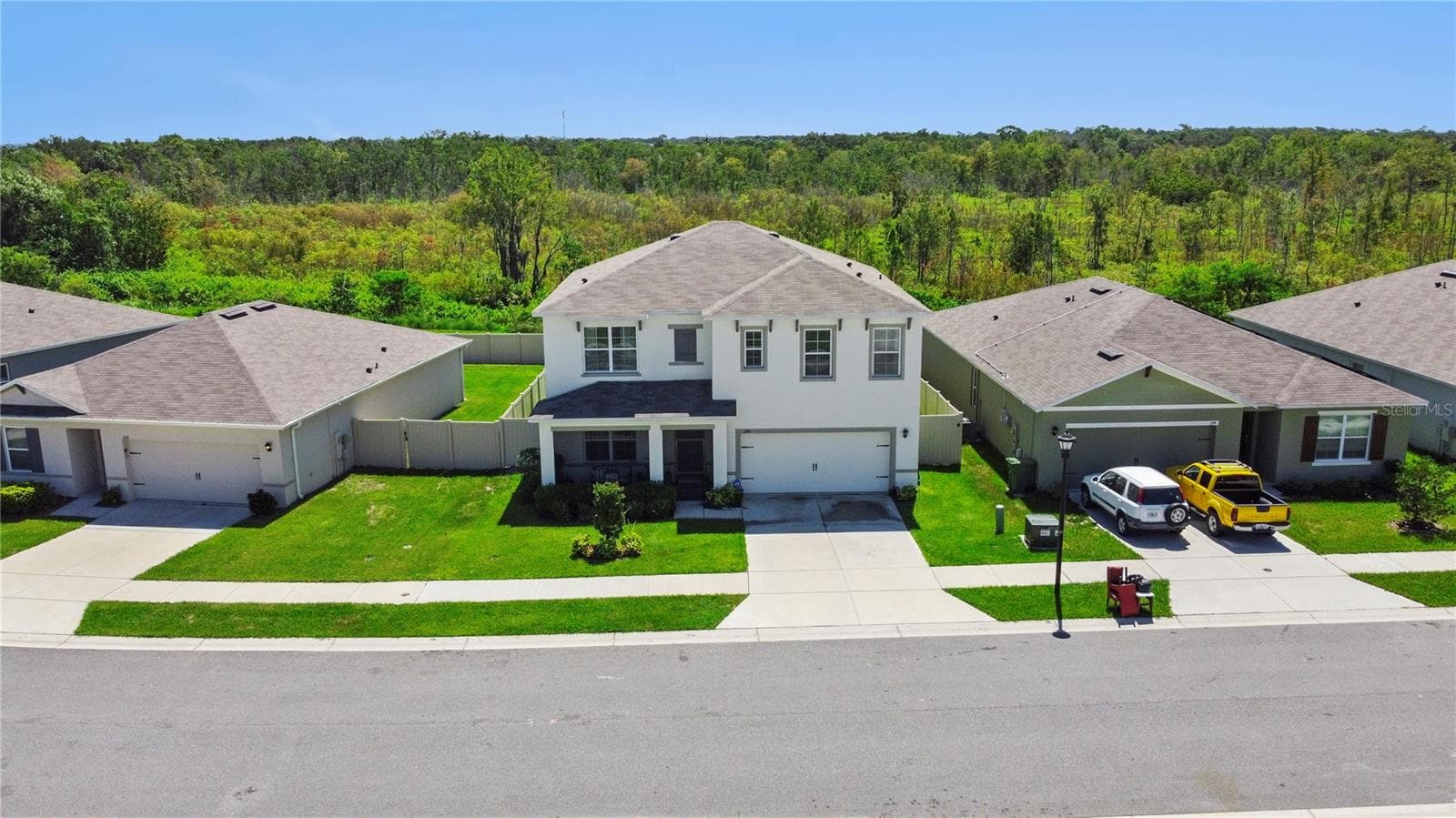 270 Meadowbrook Blvd photo 5