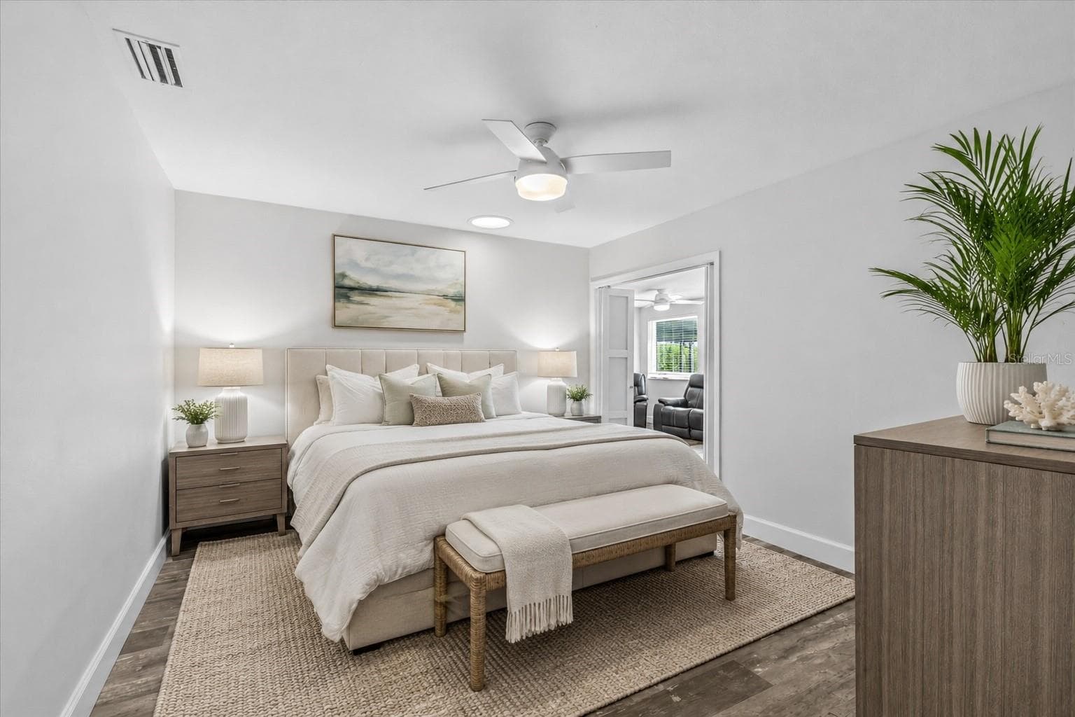 5524 Leeward Ln photo 5