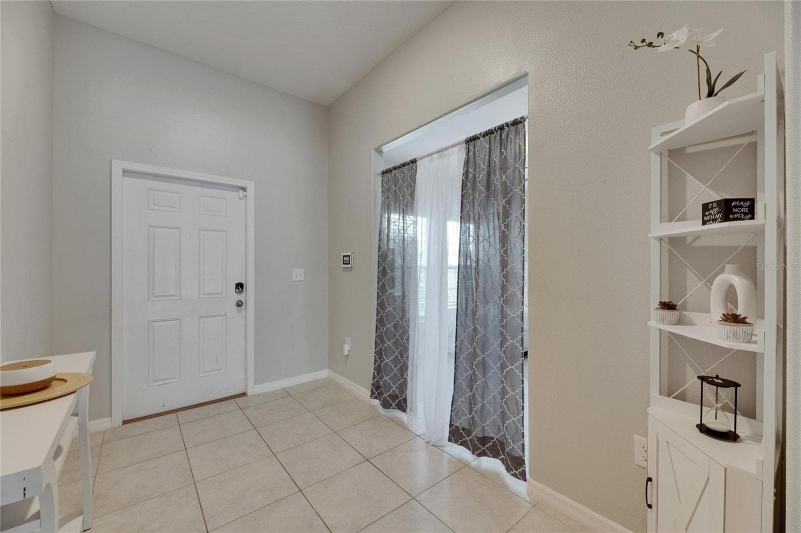 5521 Olano St photo 5