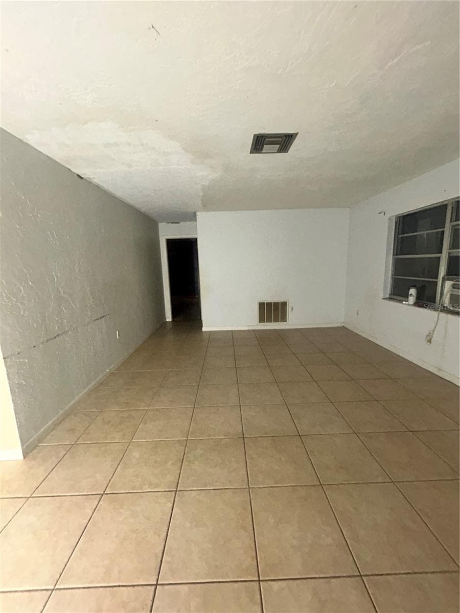 1277 Piper Rd photo 5