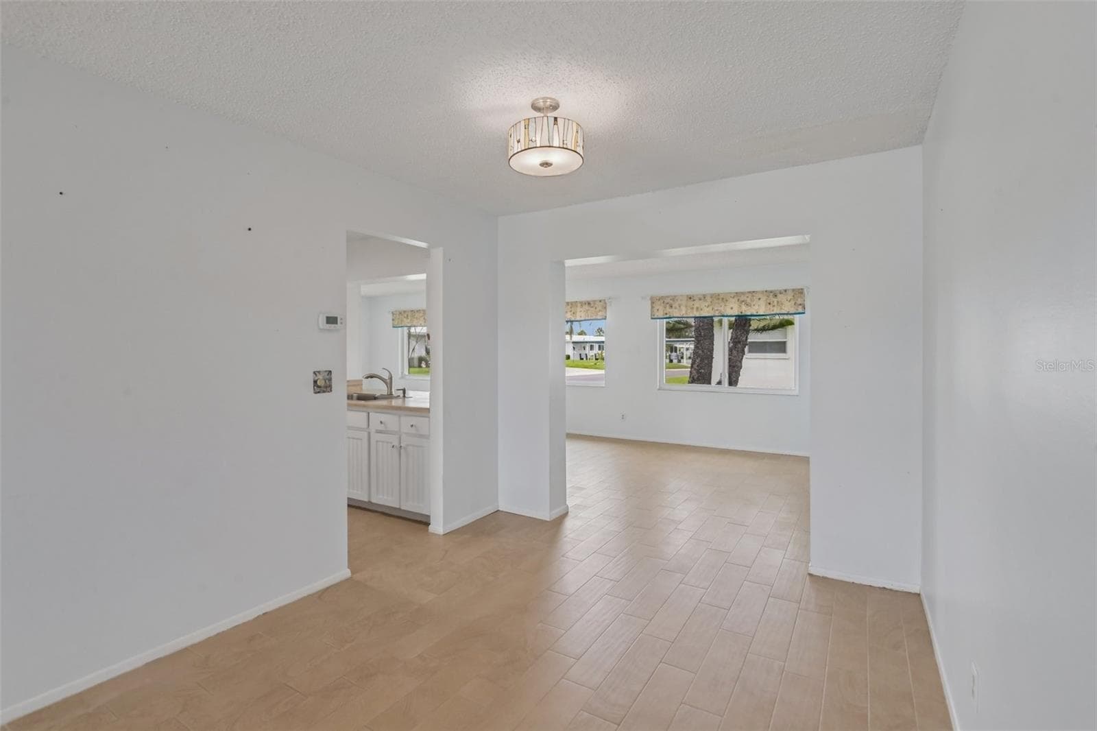3549 98th Ave N photo 3