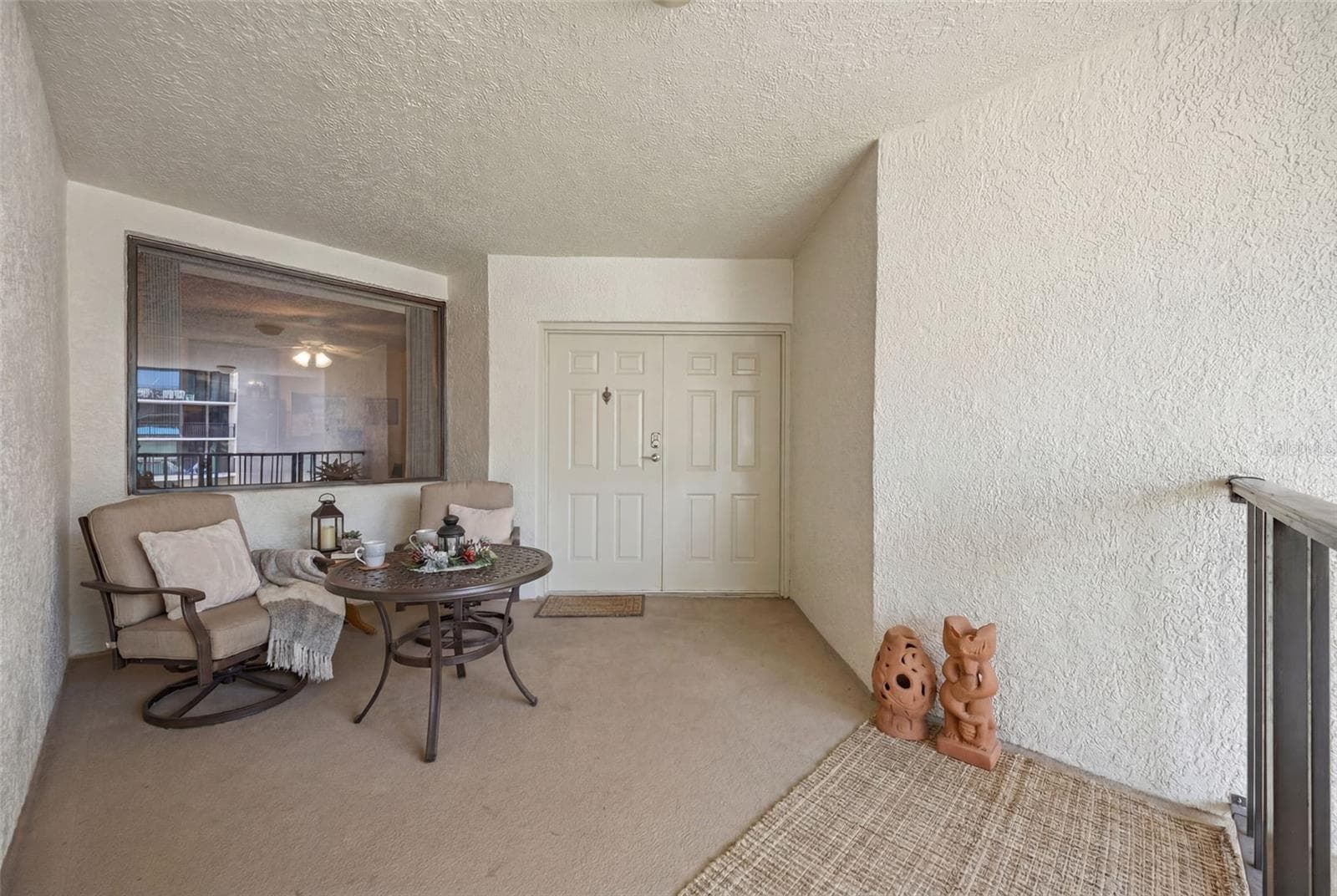 670 Island Way #807 photo 4