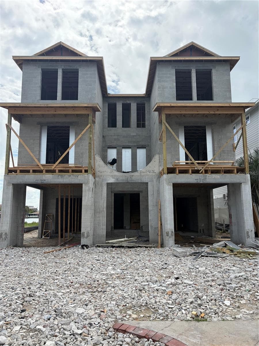 1213 Bay Shore Blvd photo 3