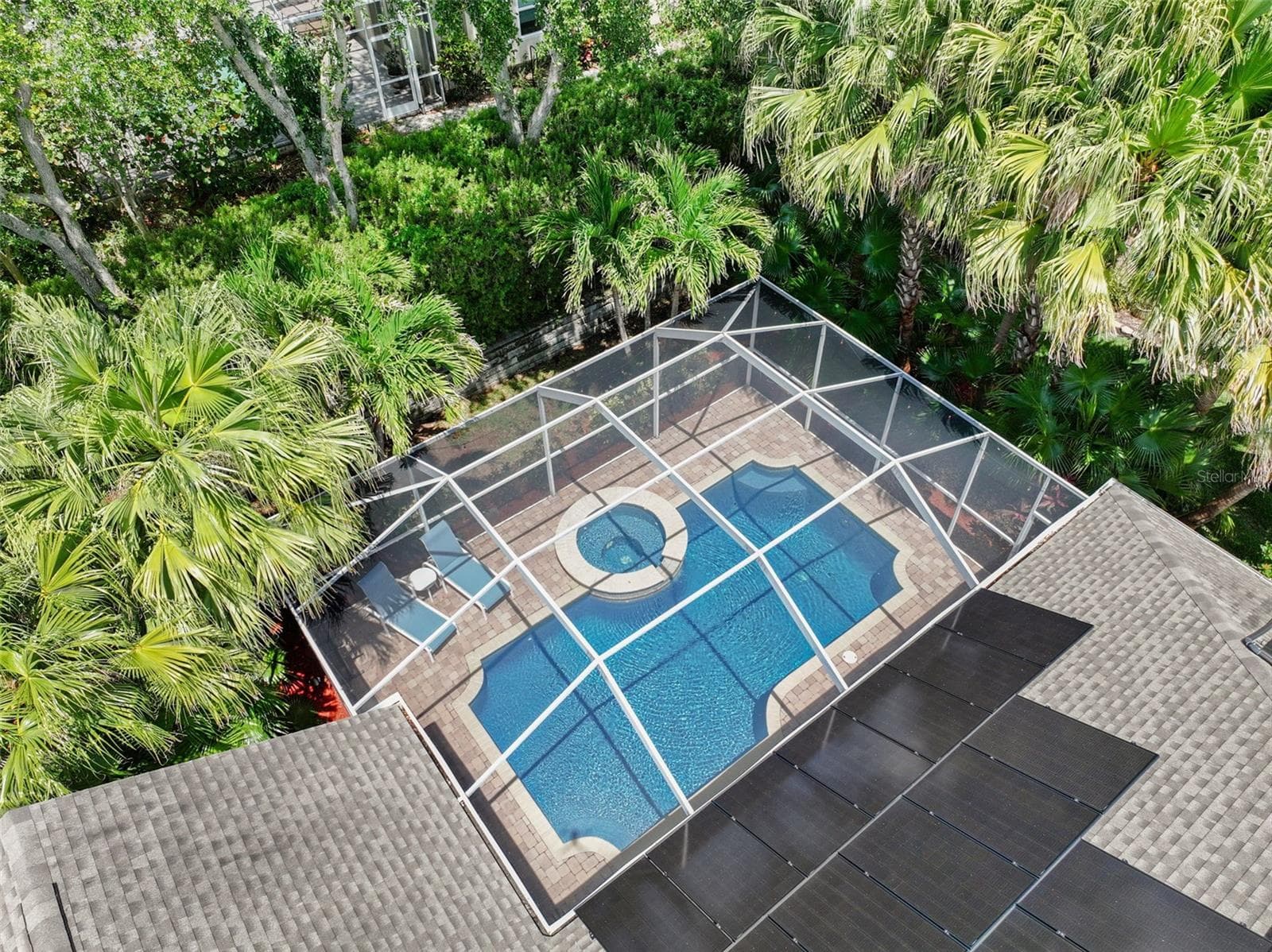 209 Highland Woods Dr