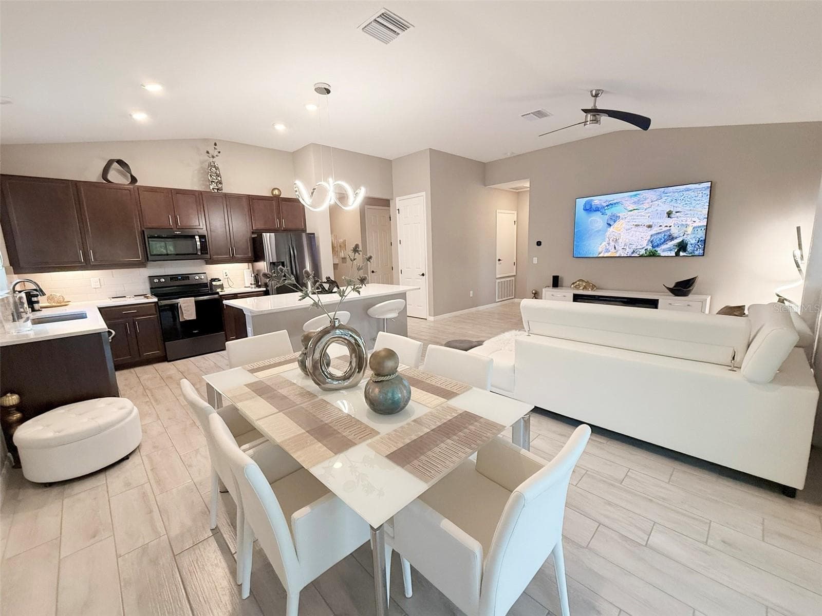 12055 Forest Manor Ln
