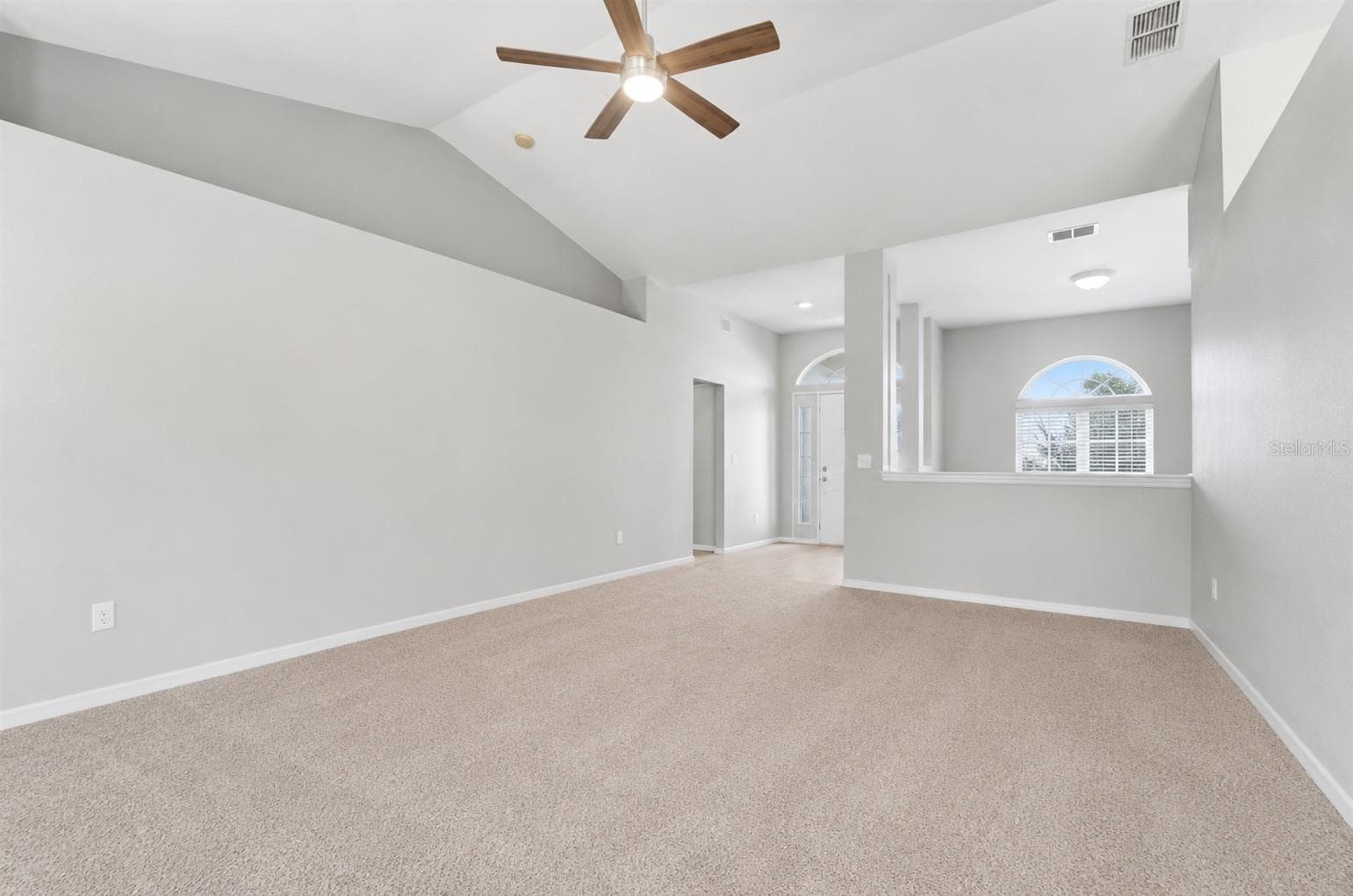 6786 Highlands Creek Blvd photo 4