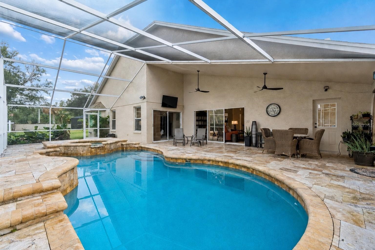 17503 Edinburgh Dr photo 4