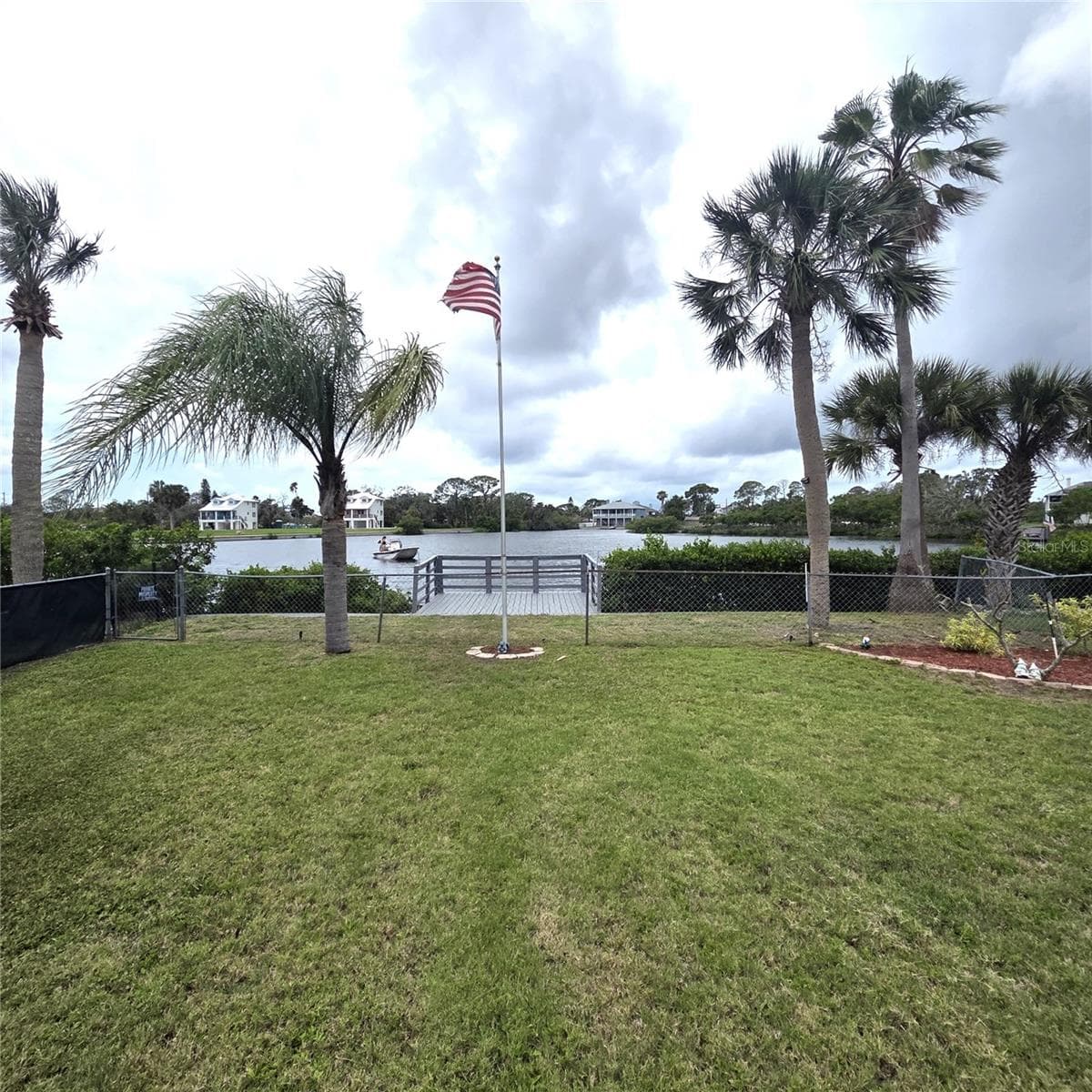 6719 Manor Bch photo 5