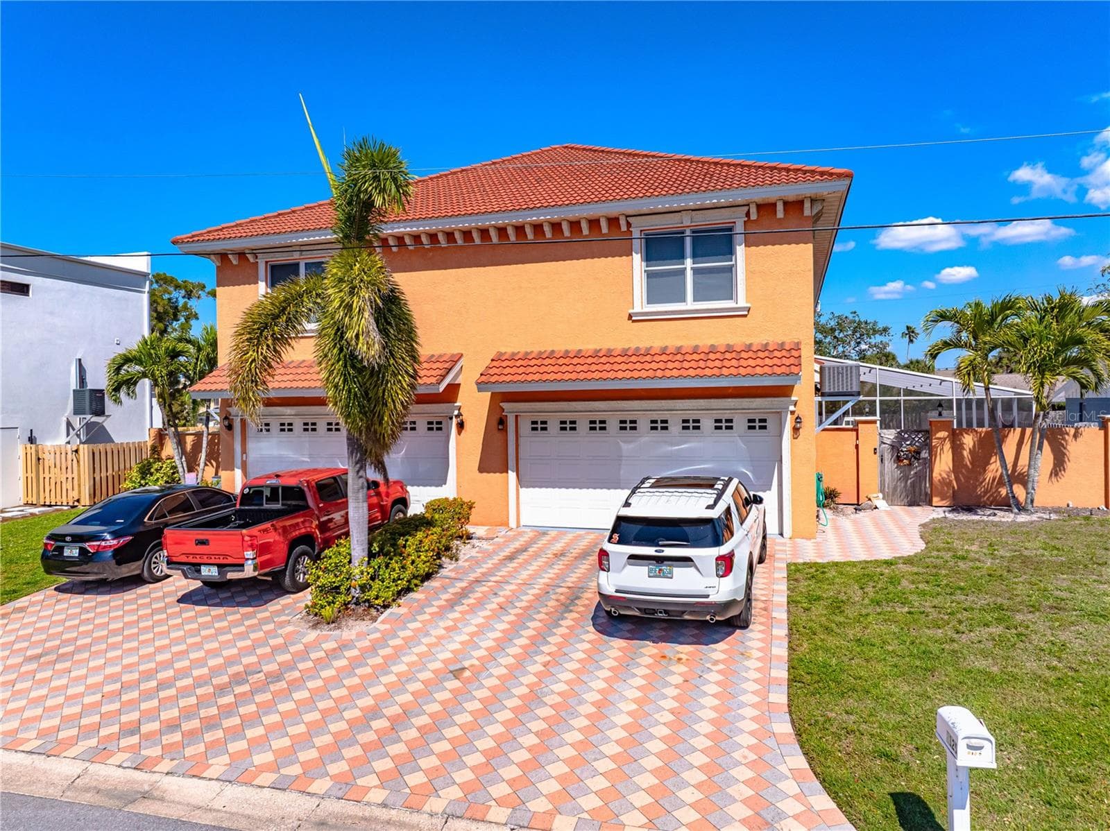 2119 & 2125 Montclair Dr #1 & 2 photo 2
