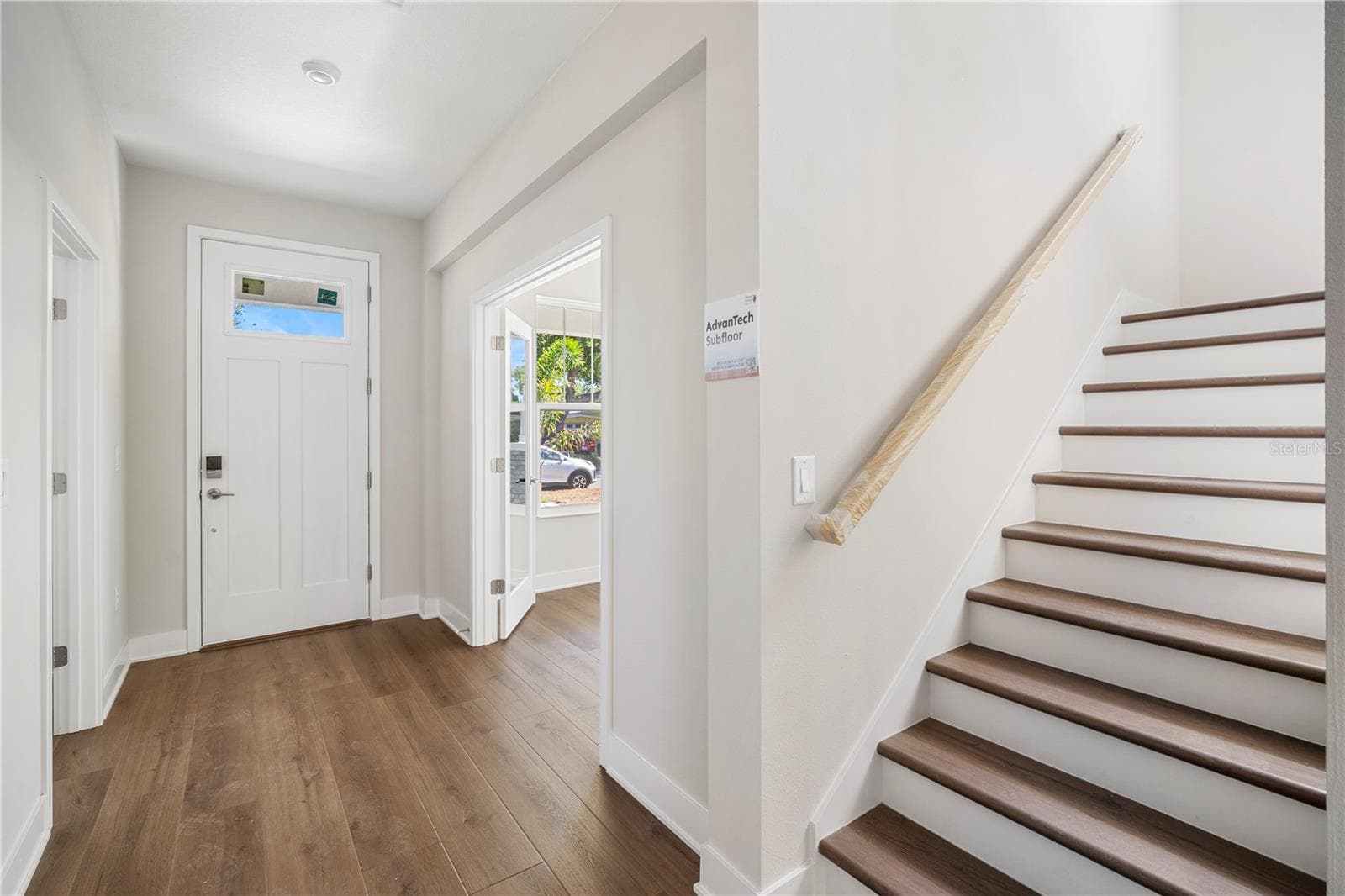 5633 Dartmouth Ave N photo 4