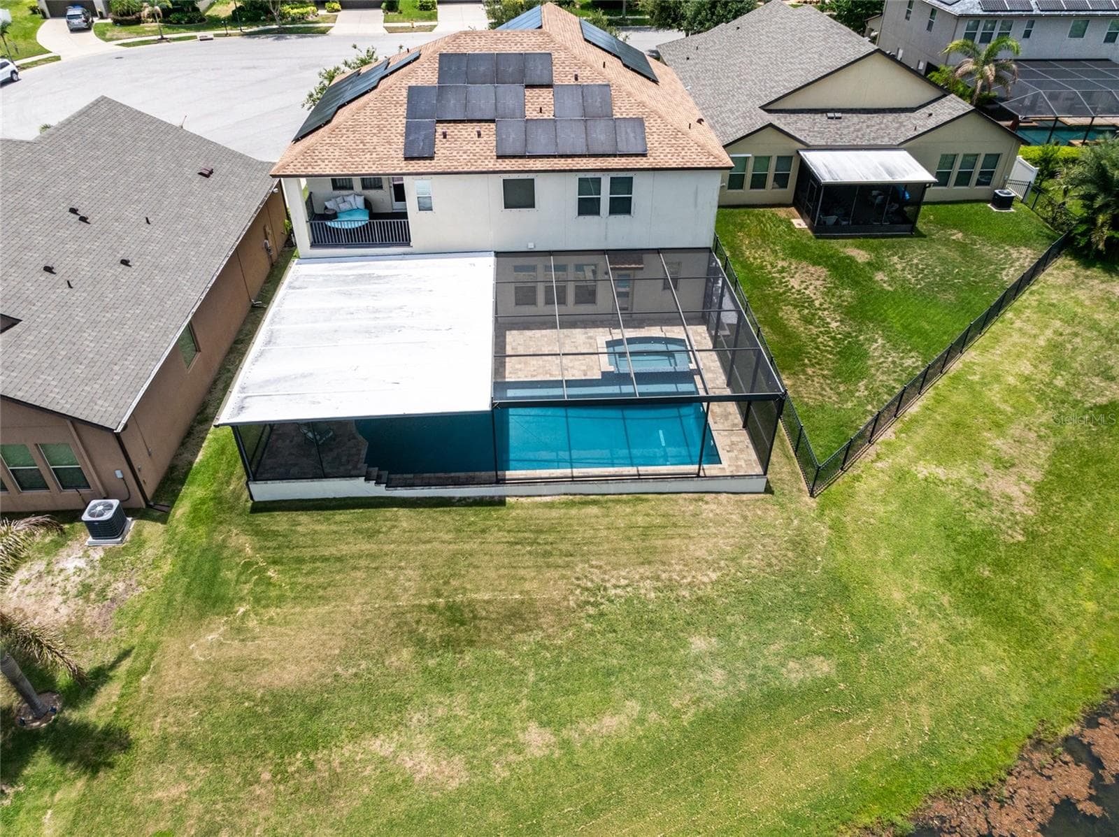 11807 Cross Vine Dr