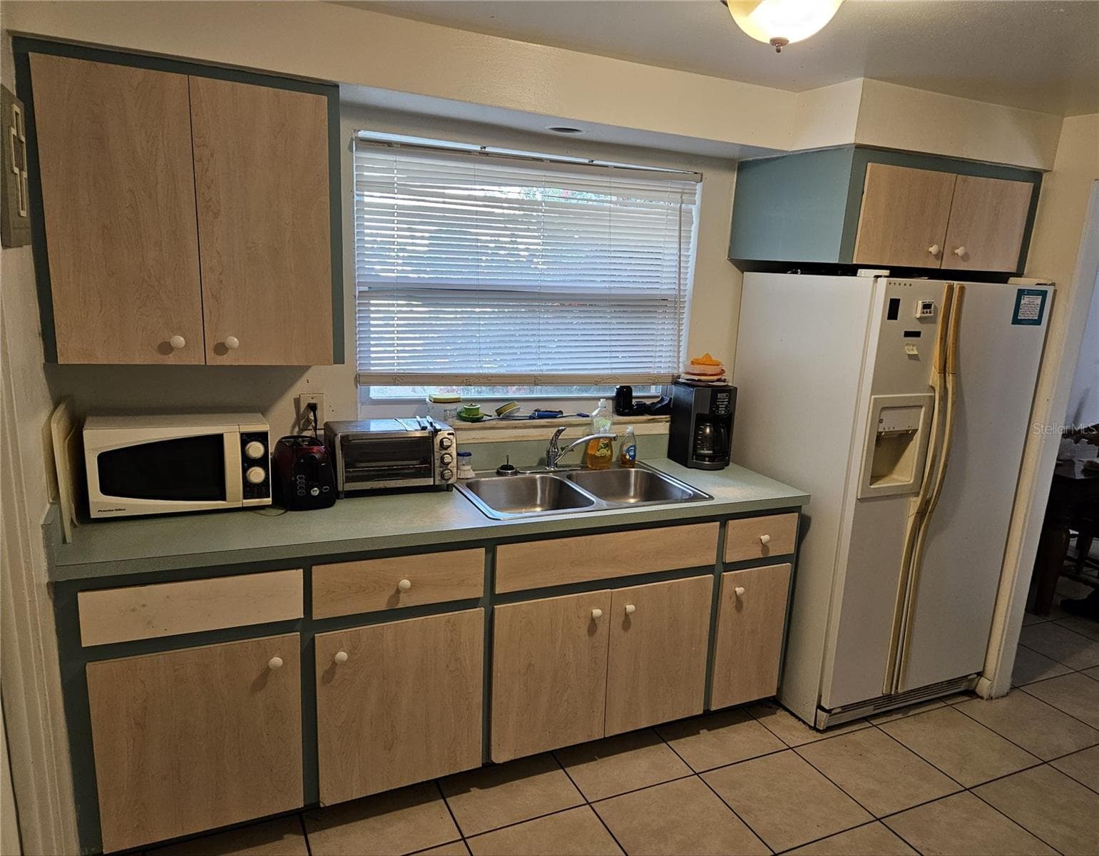 2255 Central Ave photo 4