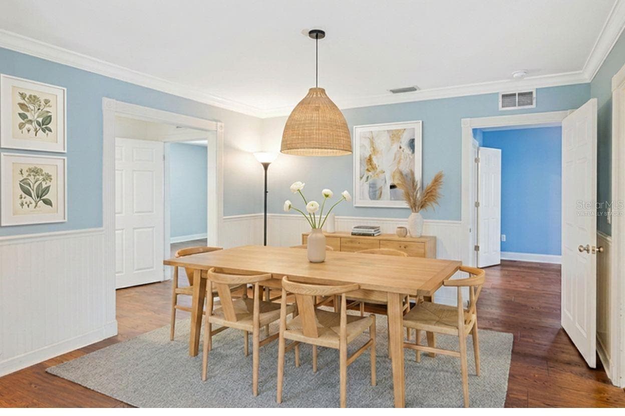 201 S Sherrill St photo 3
