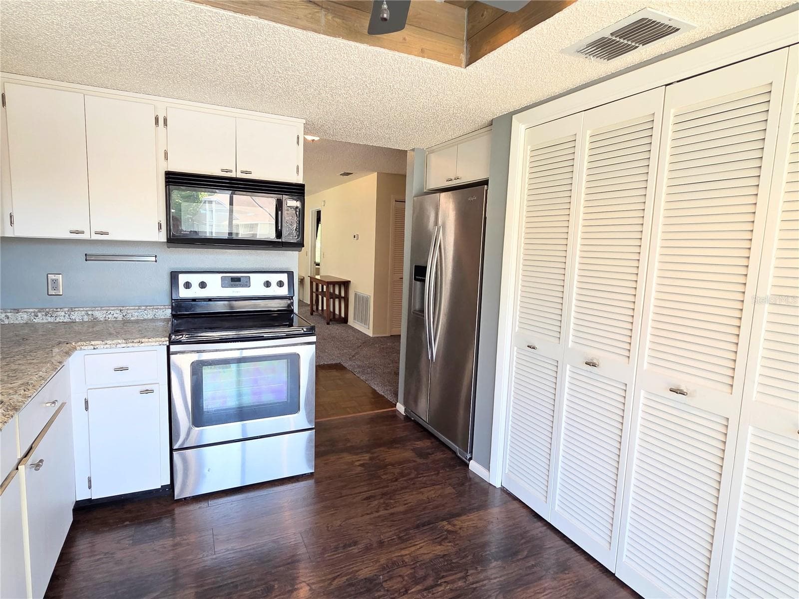12404 Eagleswood Dr #C photo 4