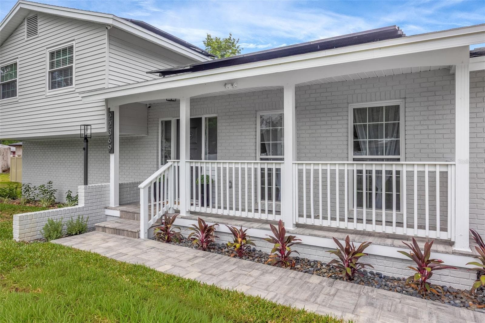 22369 Southshore Dr photo 5