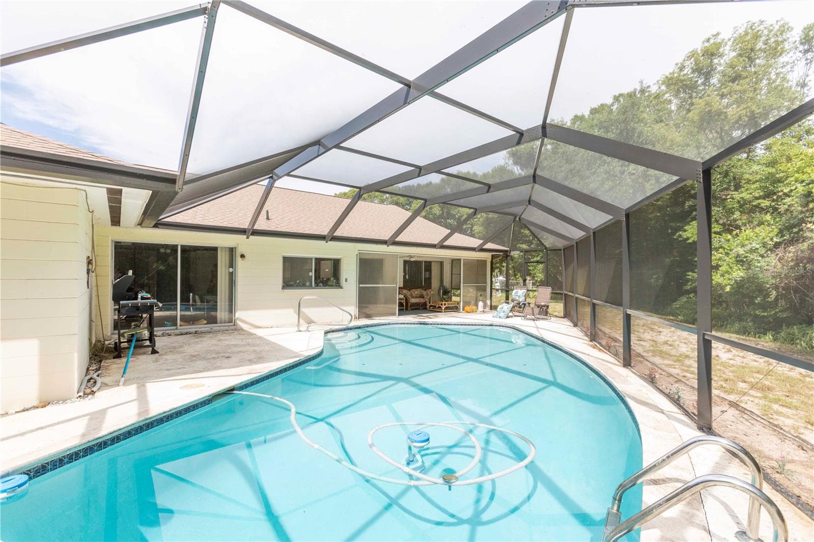 12101 Longstrap Ln photo 4