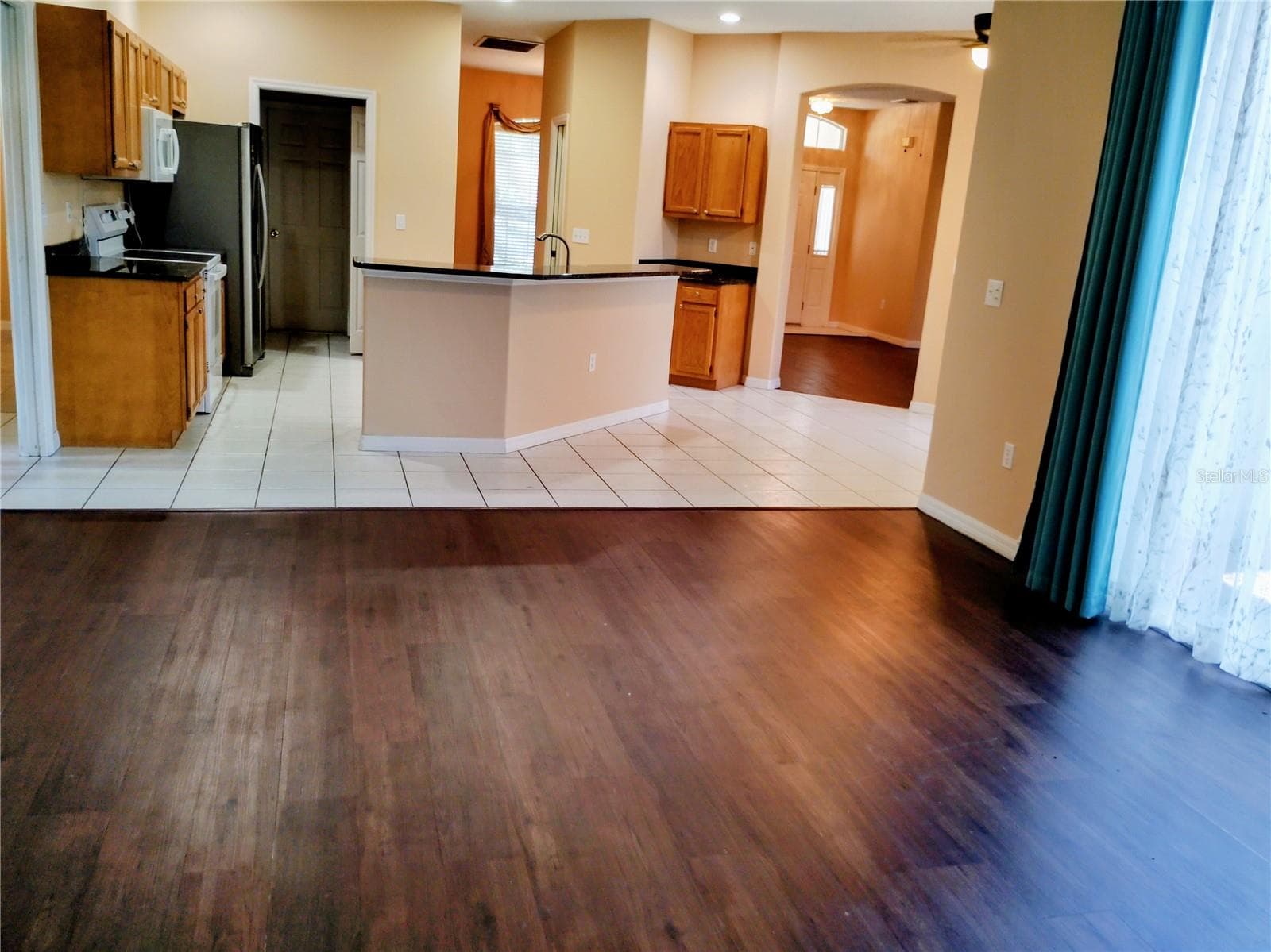 4509 30th Ln E photo 3