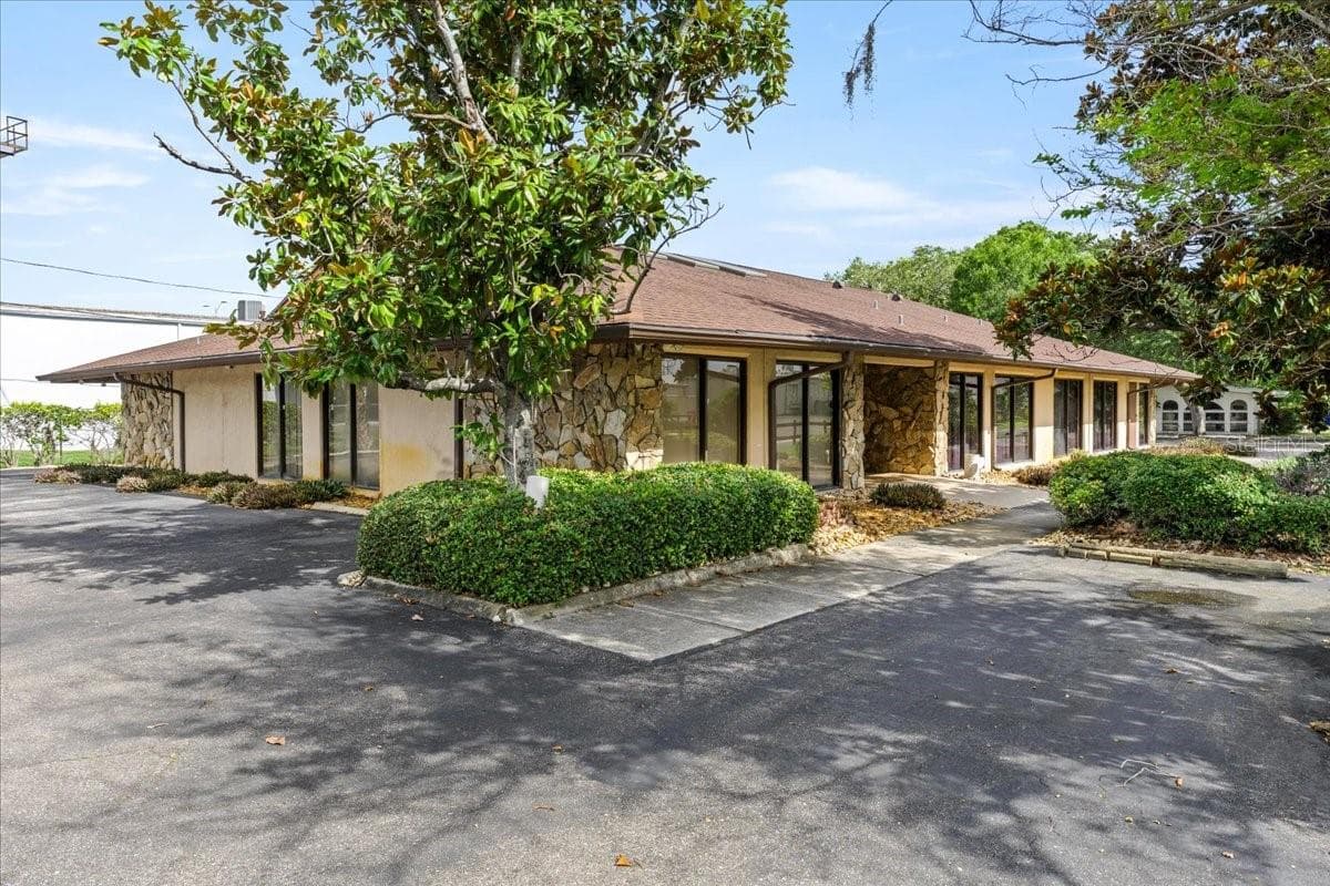 9009 Park Blvd #Suite B