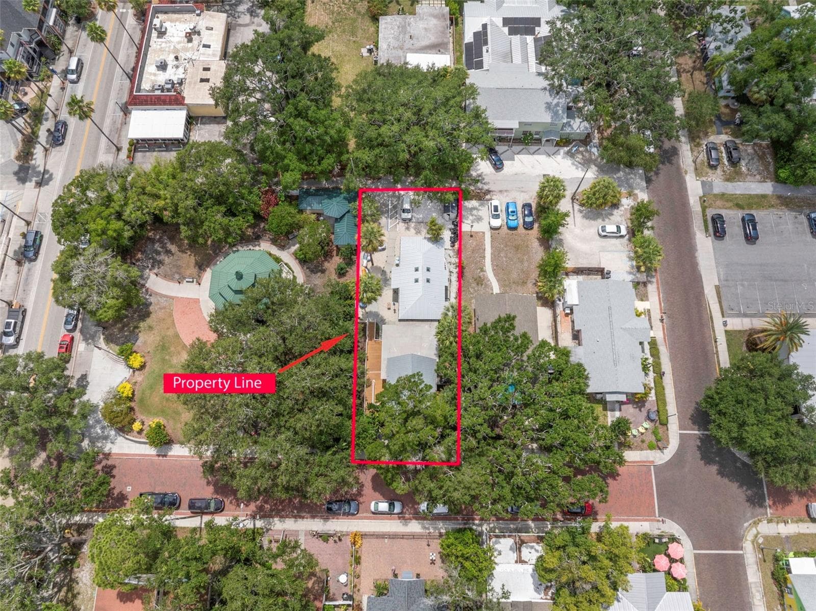 135 4th Ave N