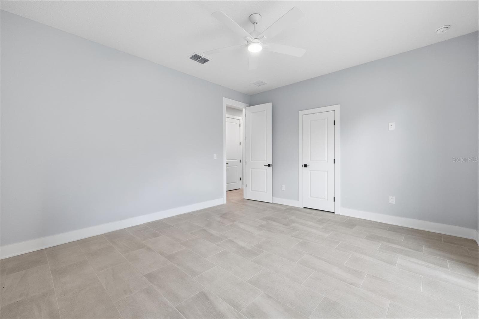 4208 W Carmen St #D photo 5