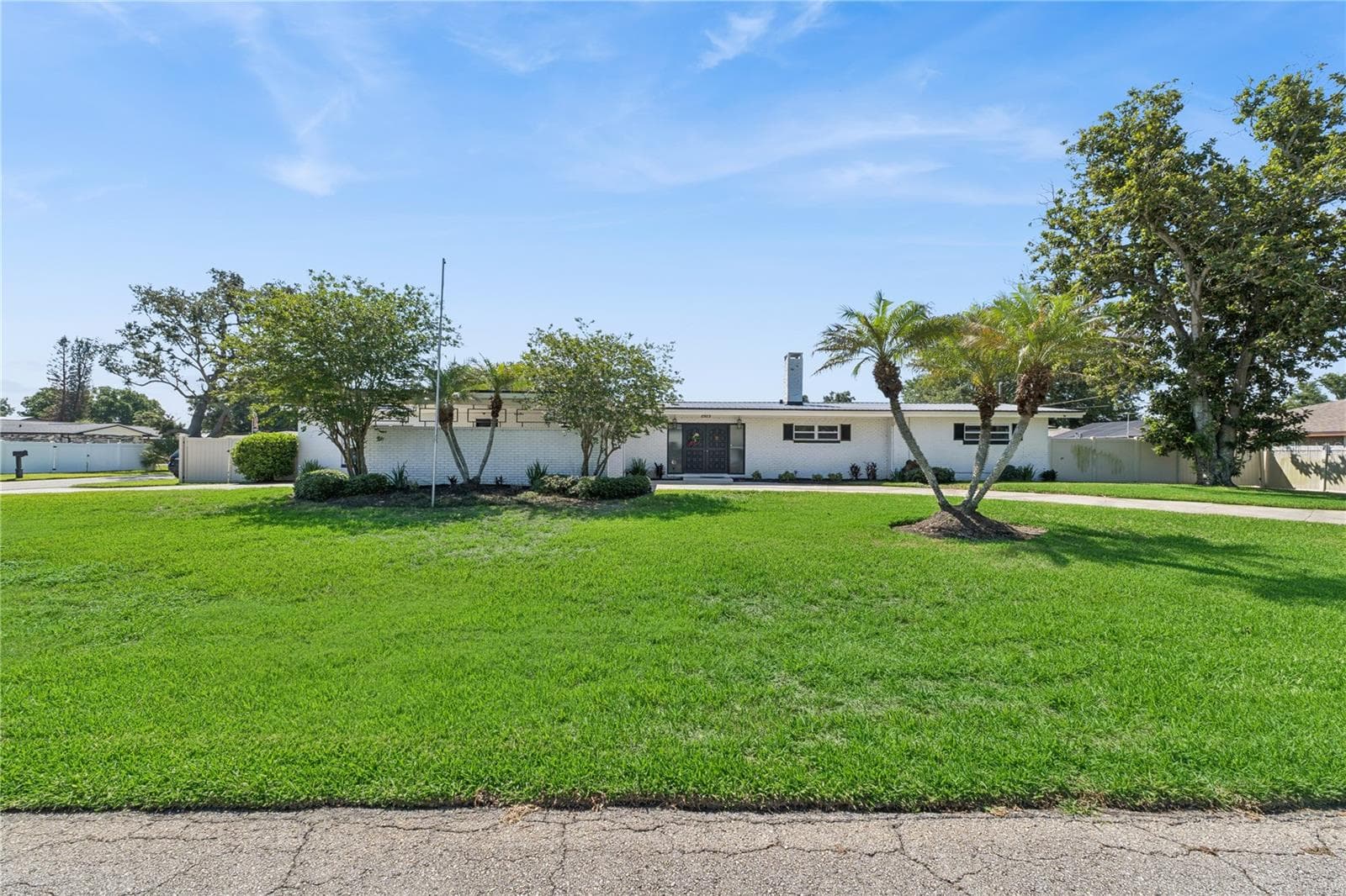 2925 E Lake Hartridge Dr
