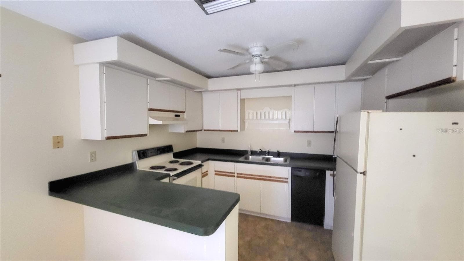 3533 Bahia Vista St