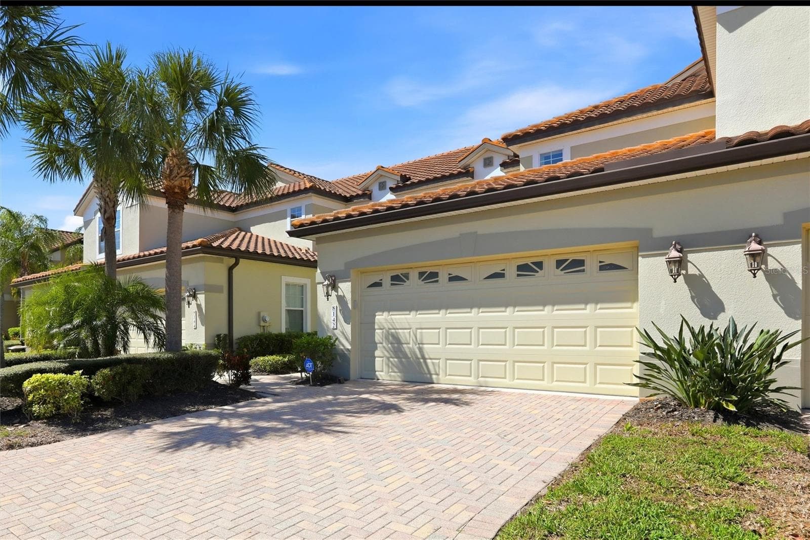 8142 Miramar Way photo 3